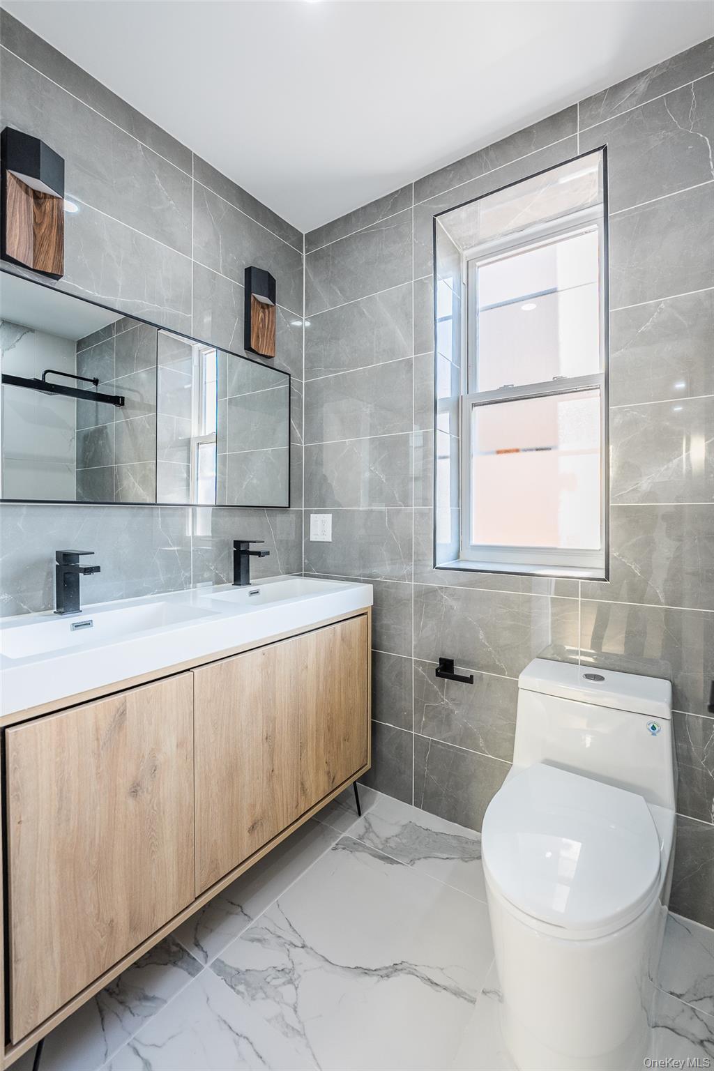 Single Family 162nd  Queens, NY 11366, MLS-948664-17