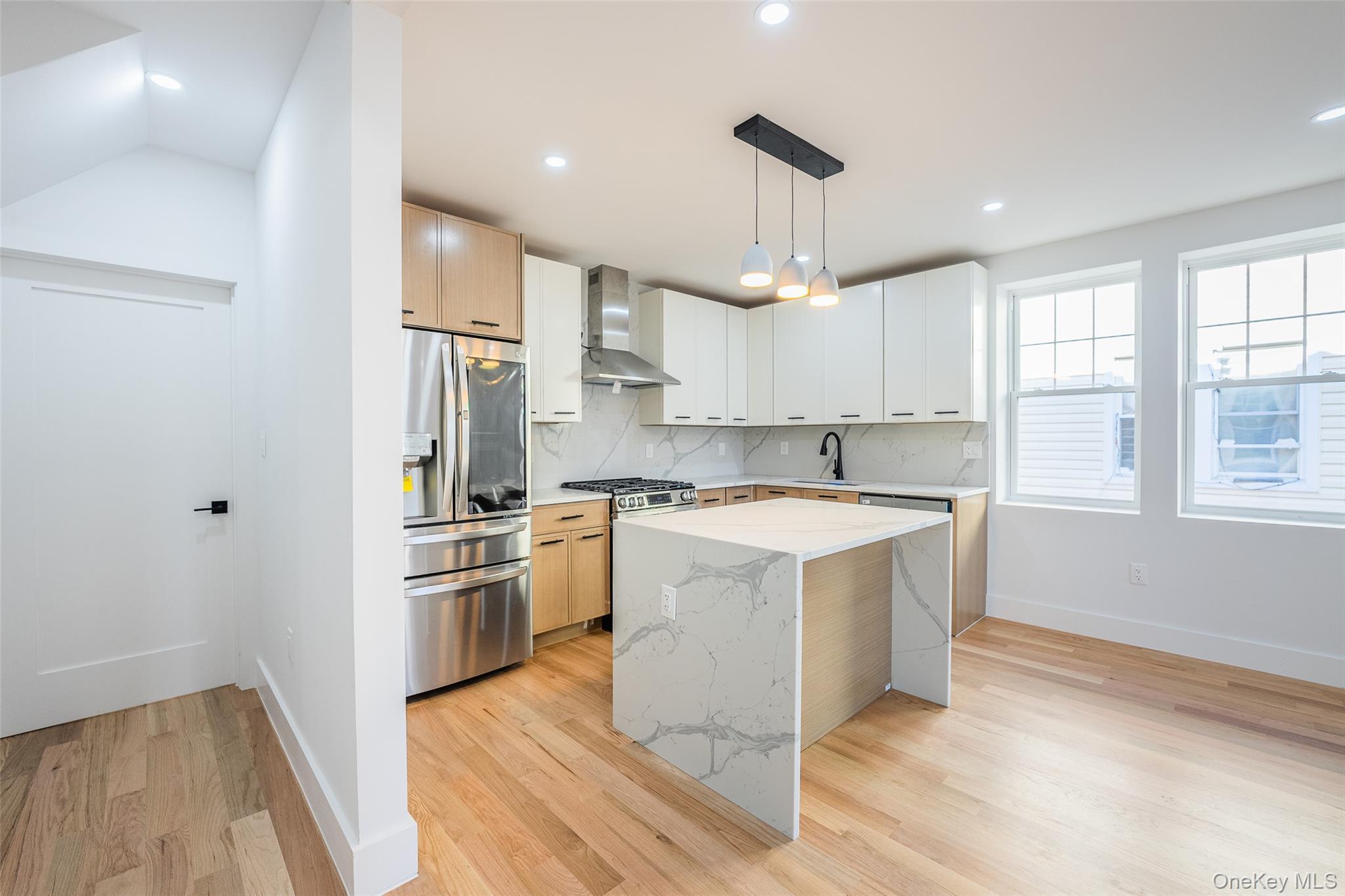 Single Family 162nd  Queens, NY 11366, MLS-948664-35