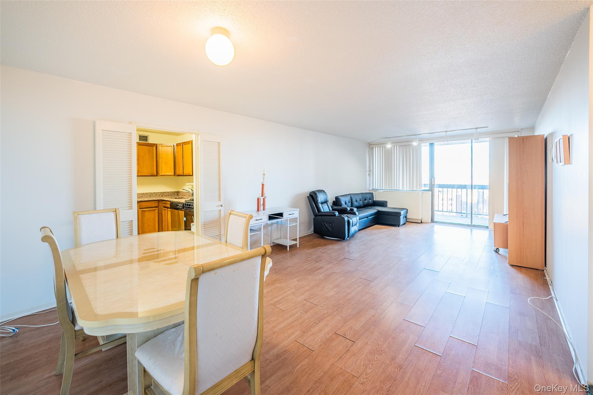 Condo Bay Club  Queens, NY 11360, MLS-948676-21