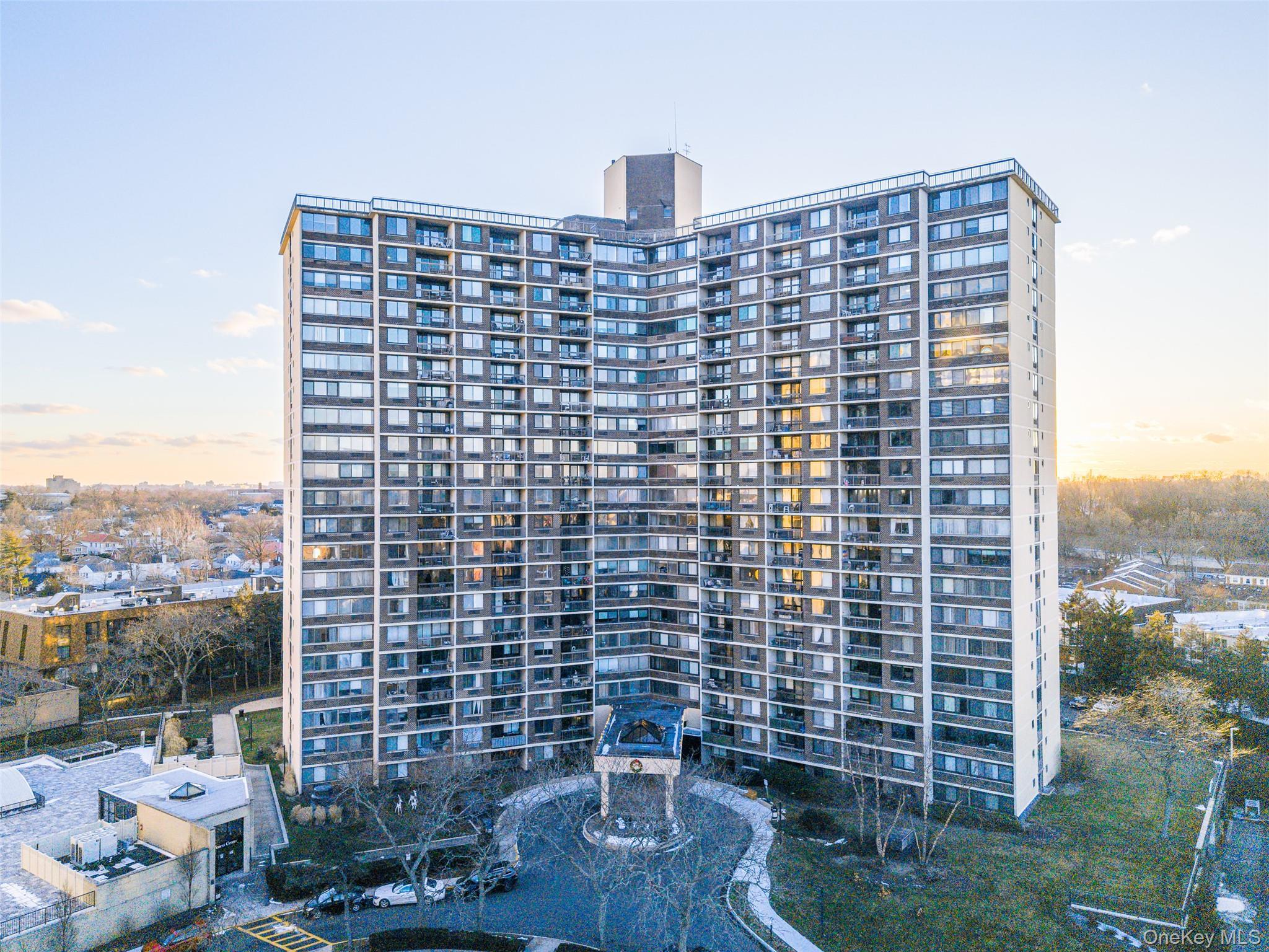 Condo Bay Club  Queens, NY 11360, MLS-948676-28