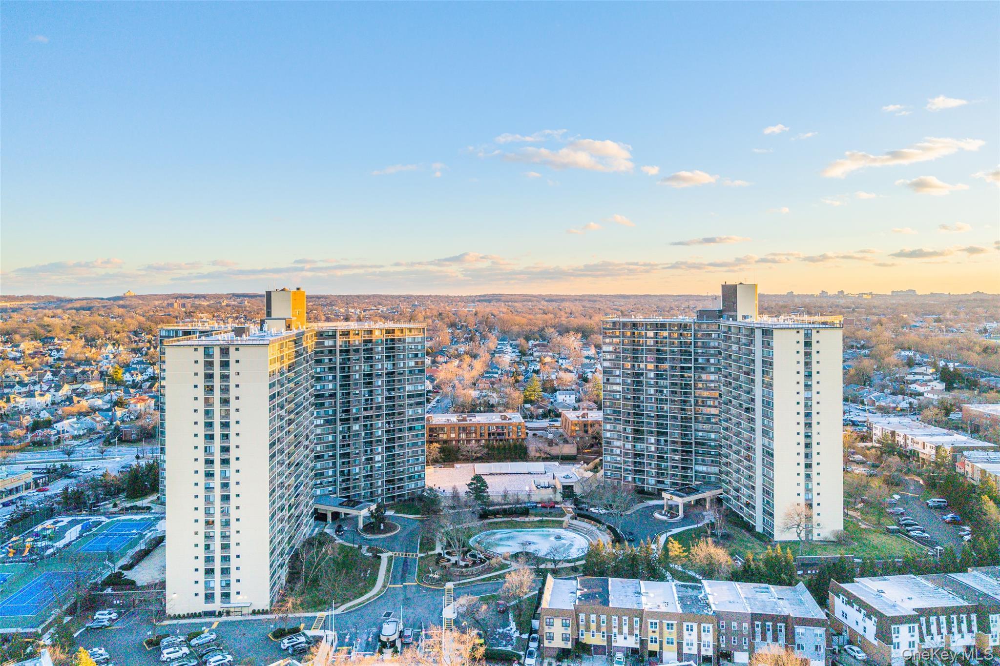 Condo Bay Club  Queens, NY 11360, MLS-948676-29