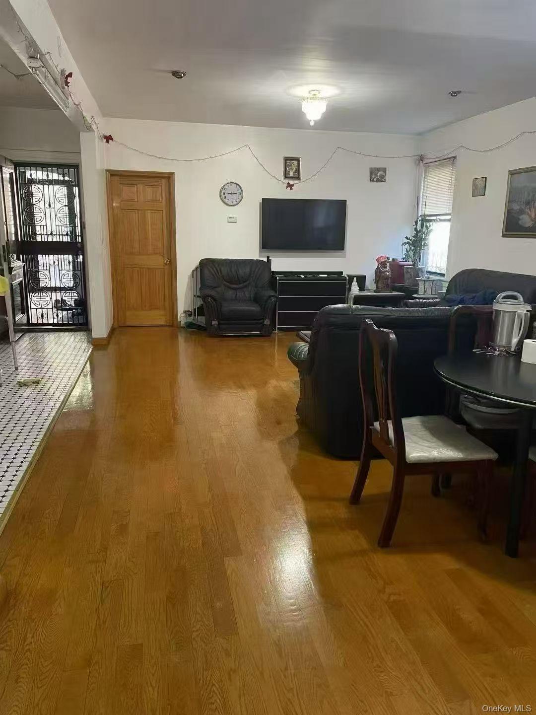 Single Family 71st Queens, NY 11370, MLS-948723-5