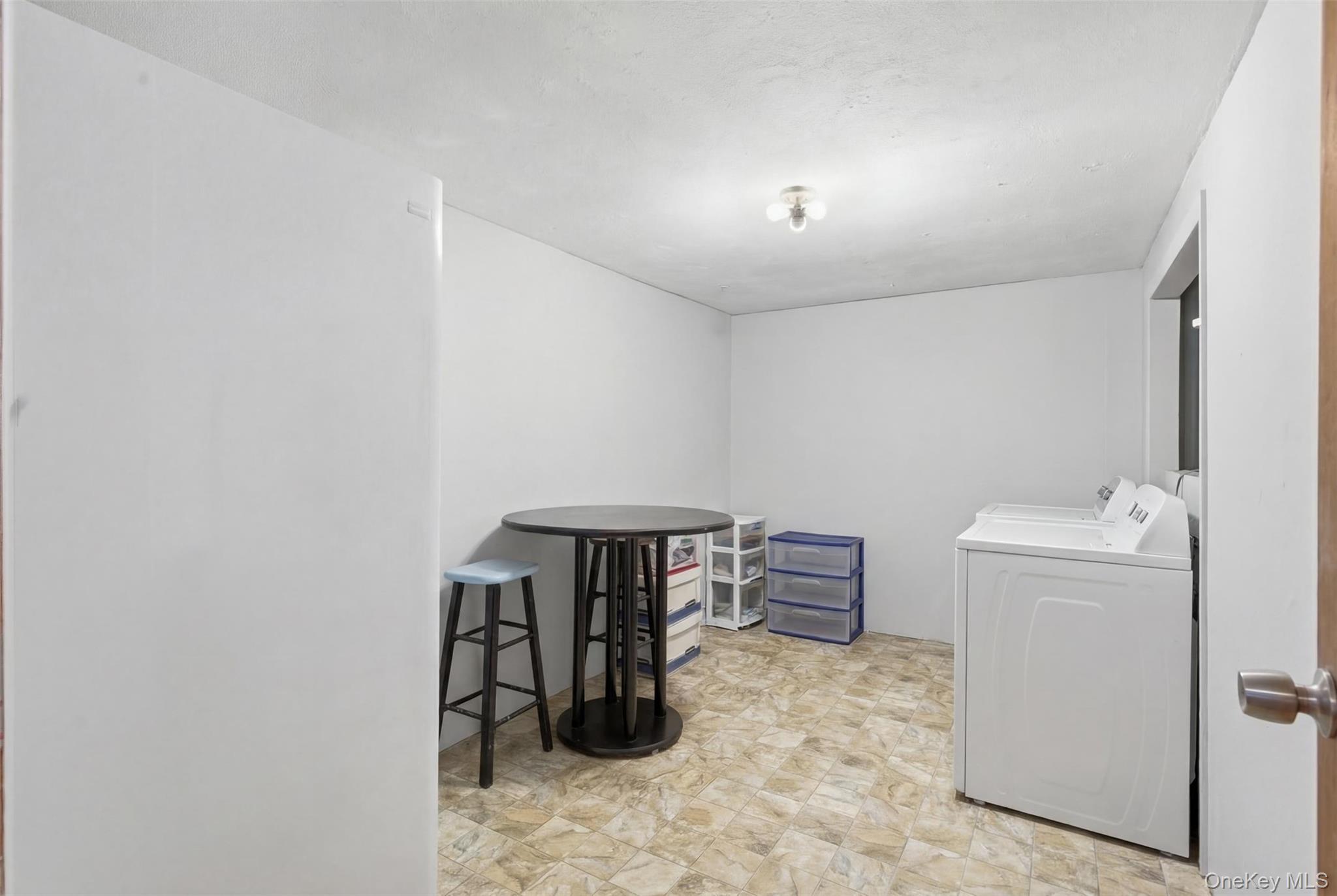 Single Family Route 9g Columbia County, NY 12534, MLS-948769-39