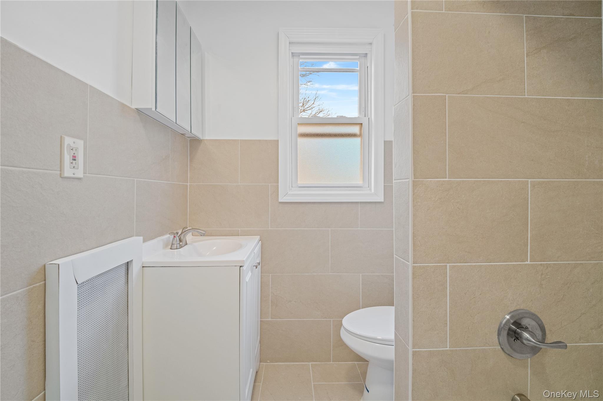 Single Family 205th  Queens, NY 11423, MLS-948793-21