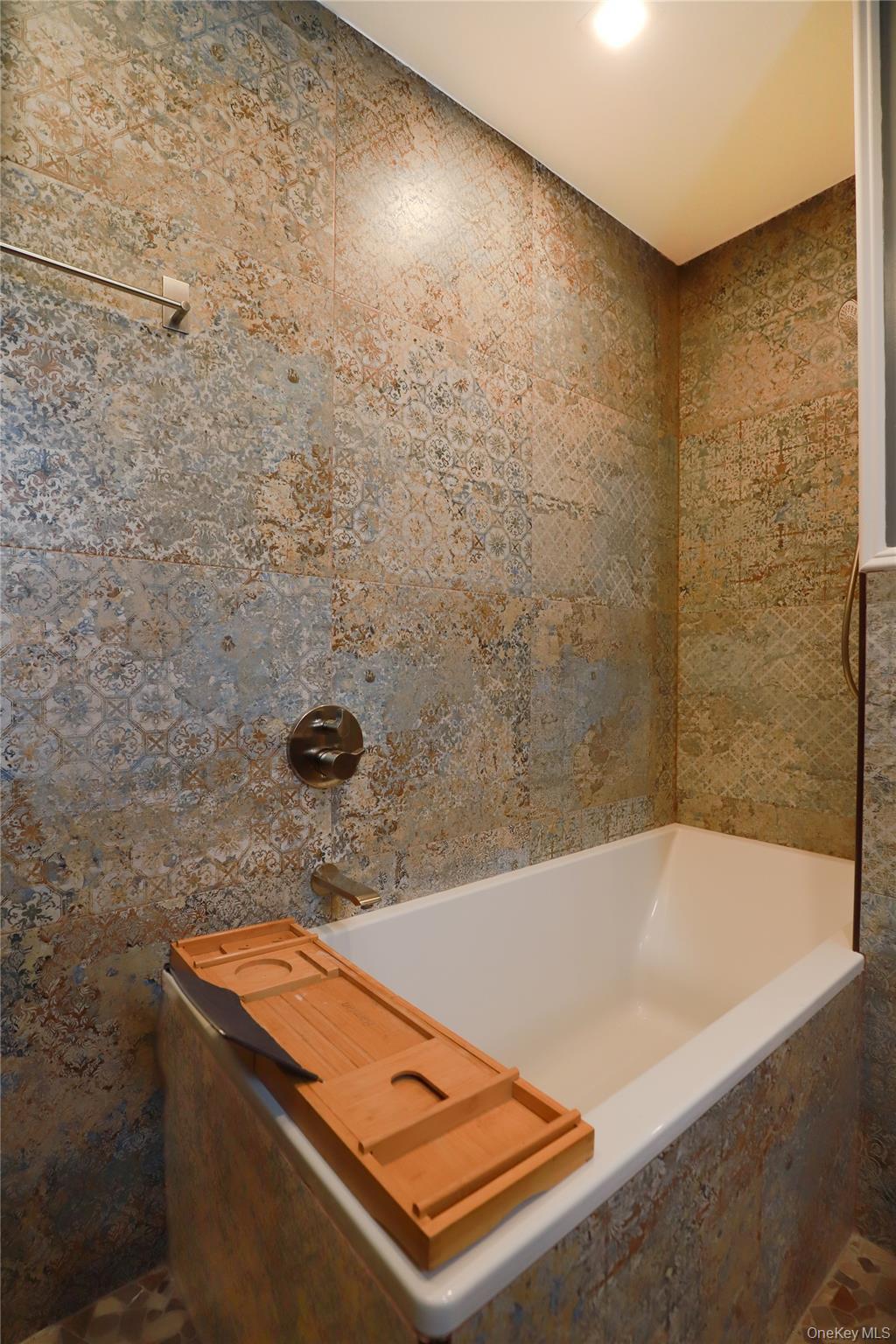 Single Family 190th  Queens, NY 11358, MLS-948846-16