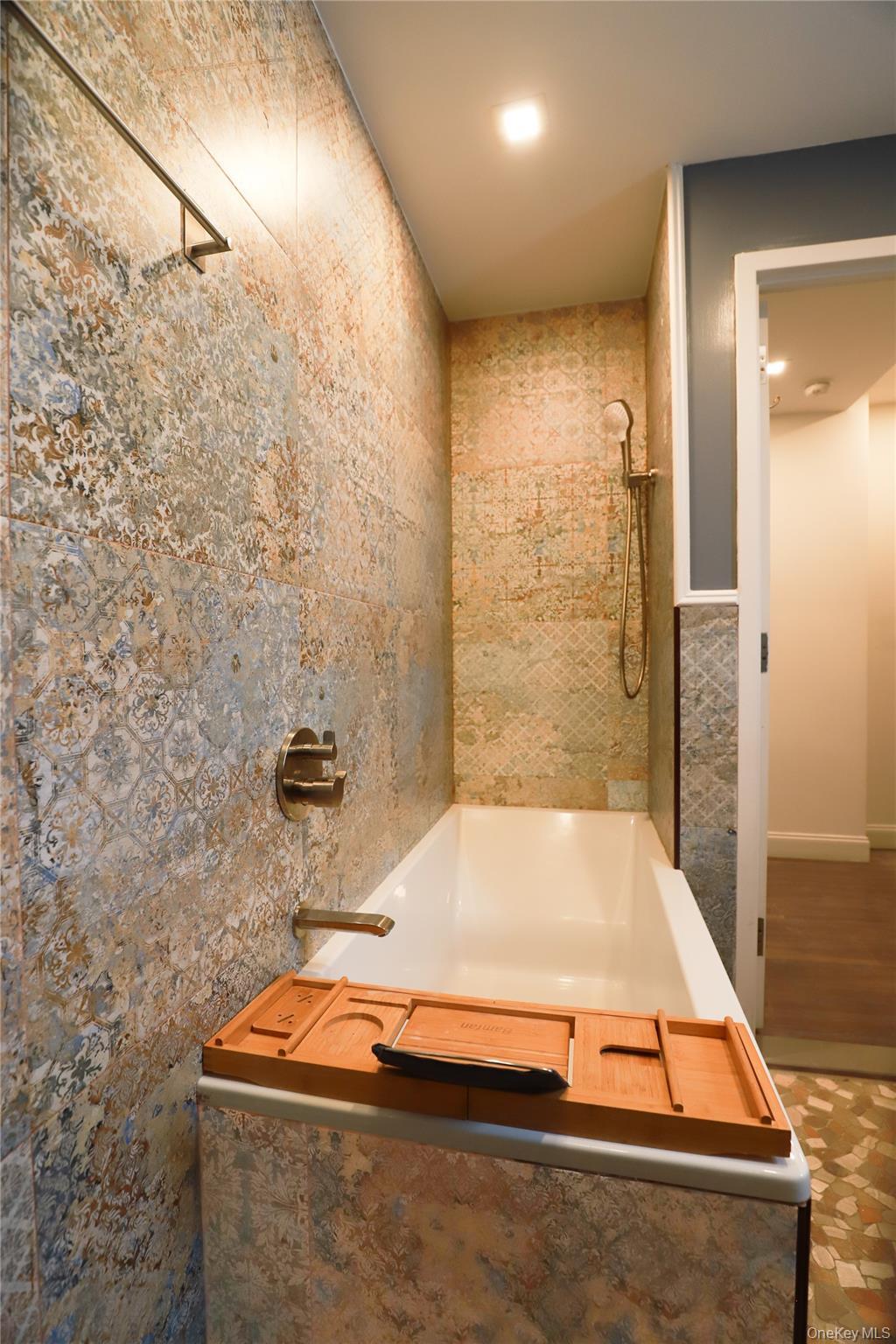 Single Family 190th  Queens, NY 11358, MLS-948846-17