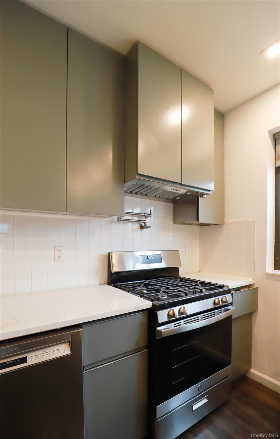 Single Family 190th  Queens, NY 11358, MLS-948846-5