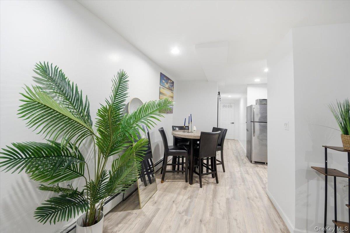 Single Family Ely  Bronx, NY 10466, MLS-948871-22