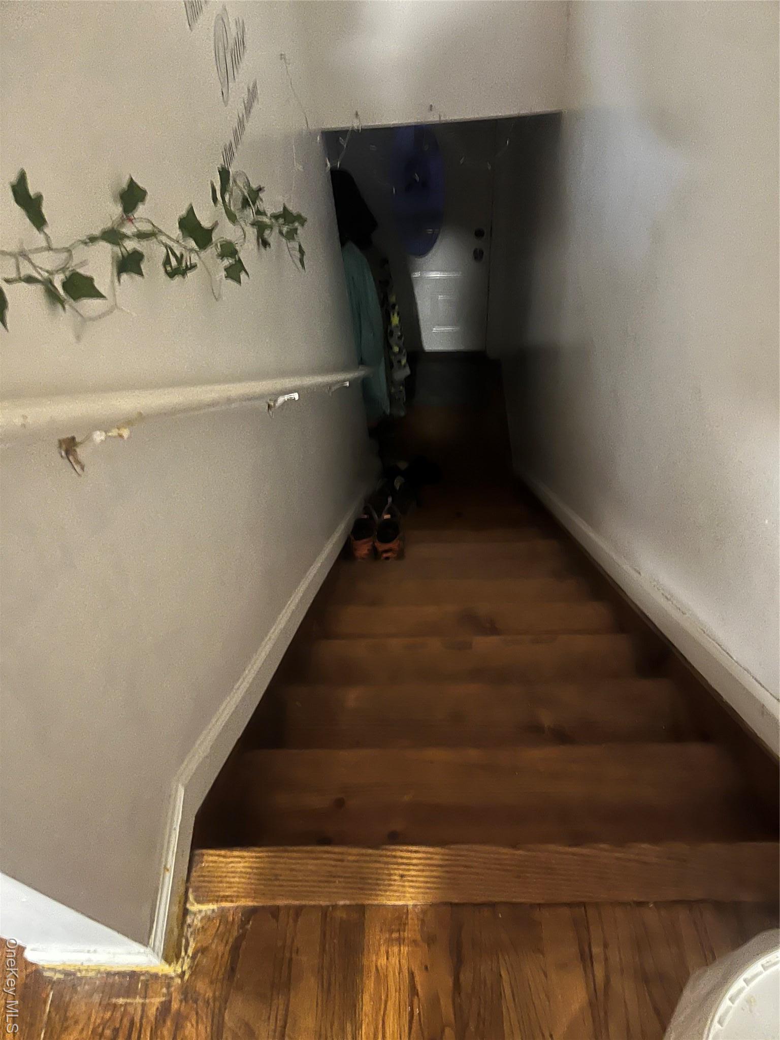 Single Family 220th  Queens, NY 11413, MLS-948896-12