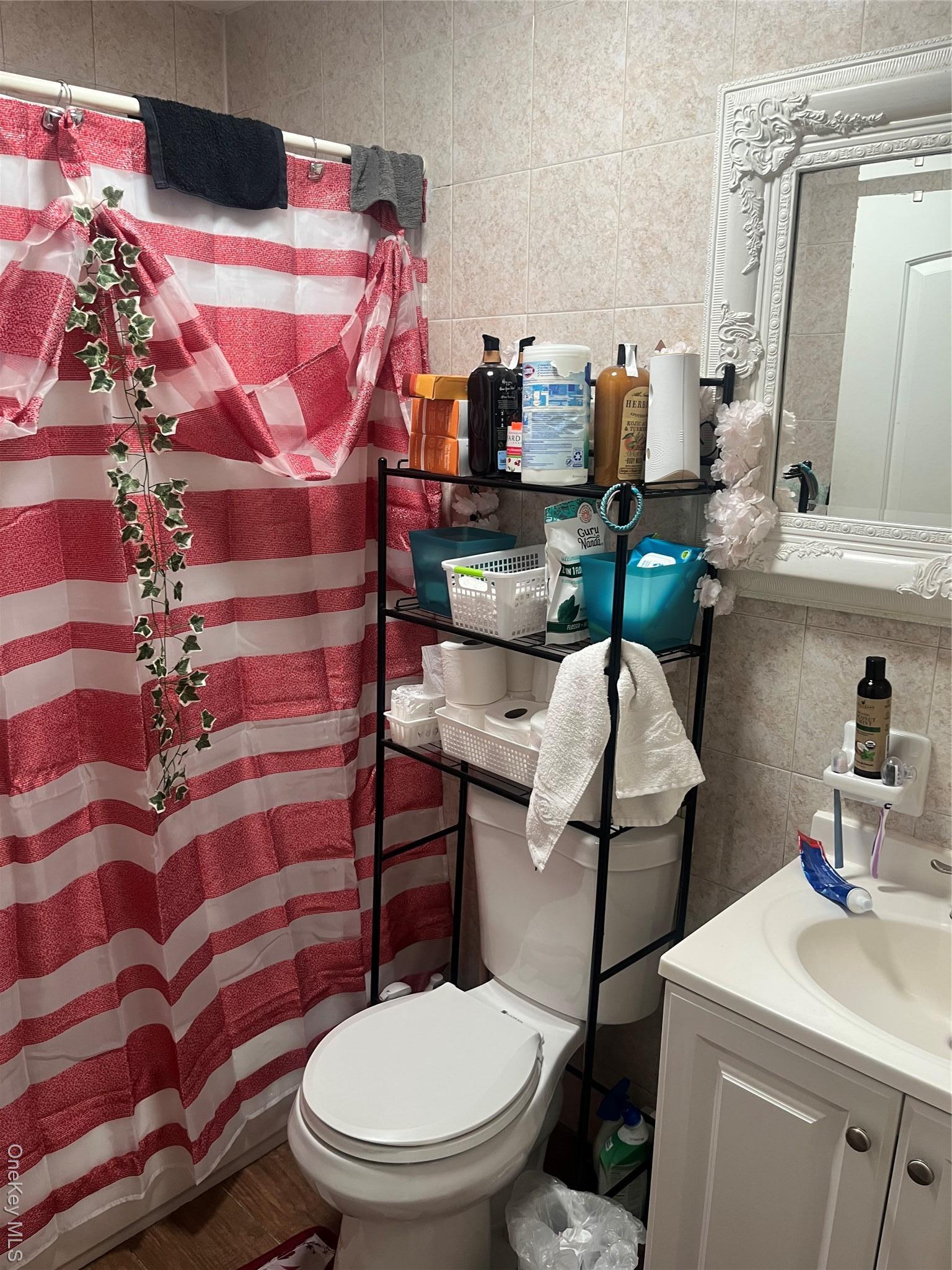 Single Family 220th  Queens, NY 11413, MLS-948896-19