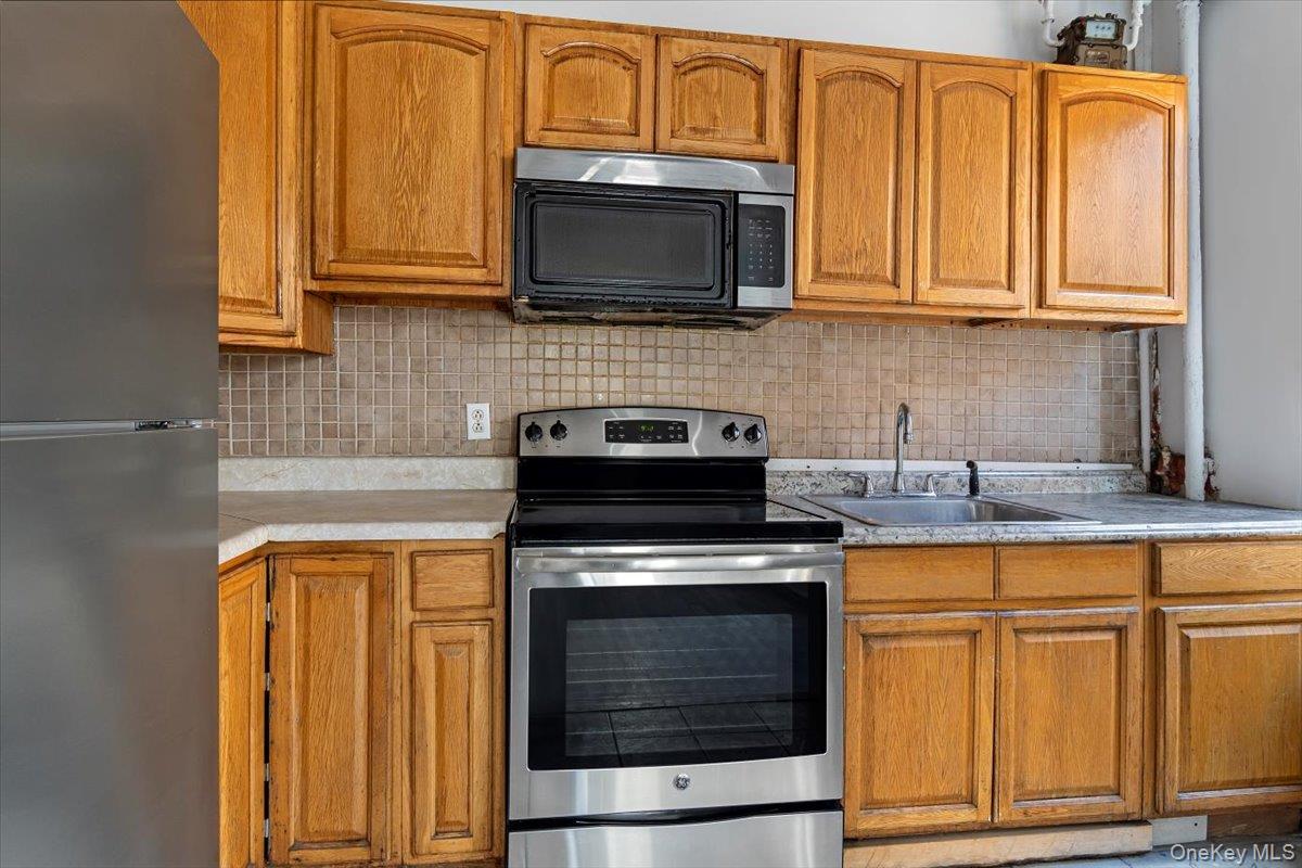 Condo Broadway  Manhattan, NY 10033, MLS-948910-7