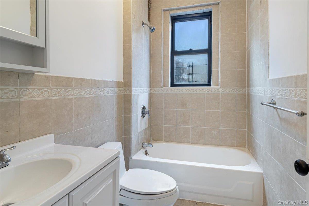 Condo Broadway  Manhattan, NY 10033, MLS-948910-9