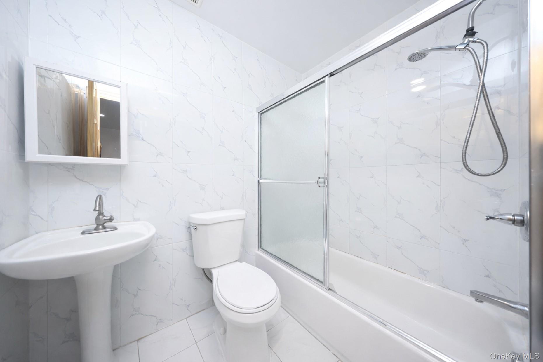 Single Family 216th  Queens, NY 11364, MLS-948946-12