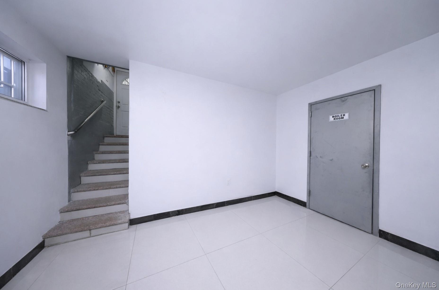 Single Family 216th  Queens, NY 11364, MLS-948946-13