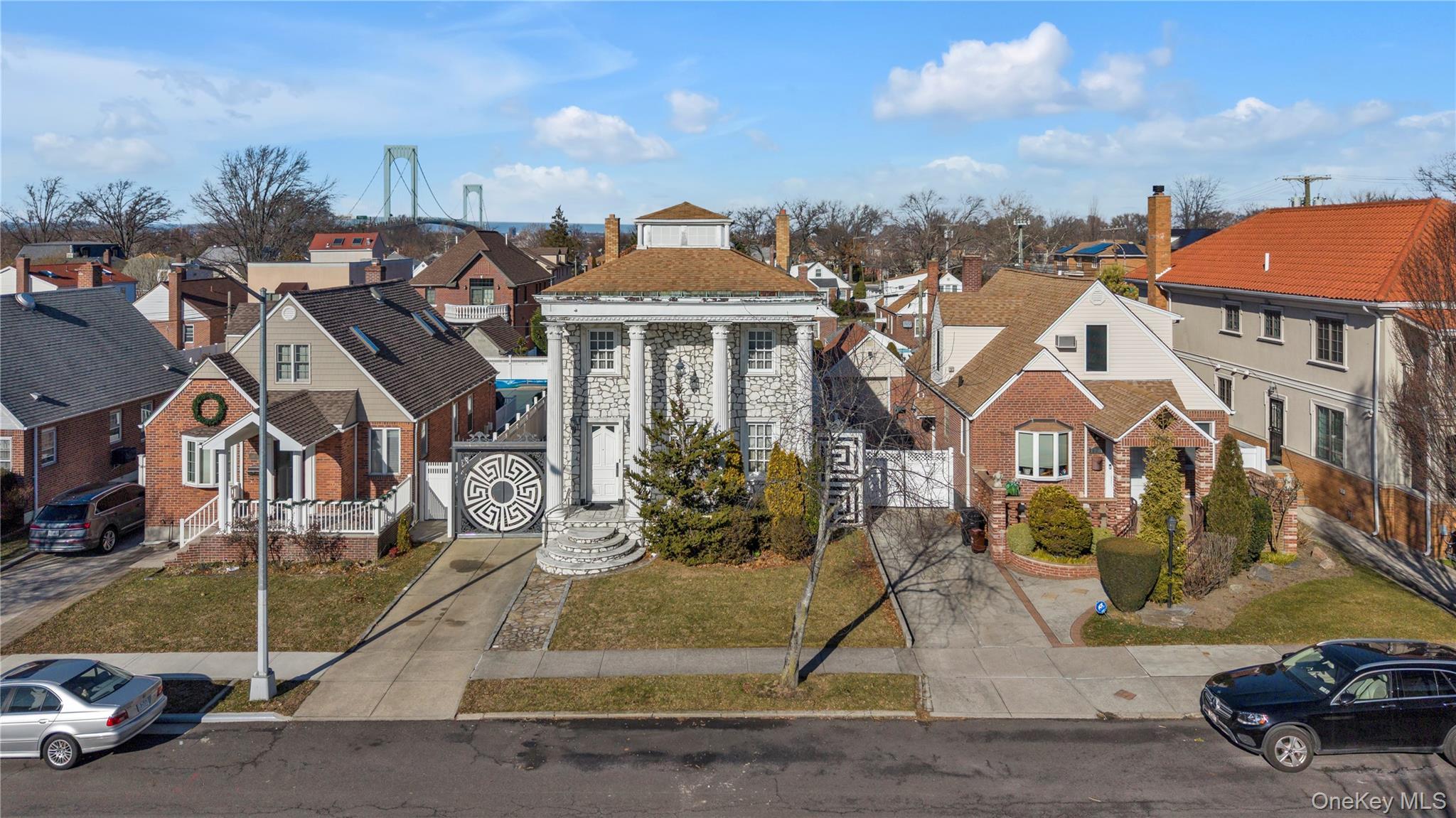 Single Family 9th Queens, NY 11357, MLS-948969-23