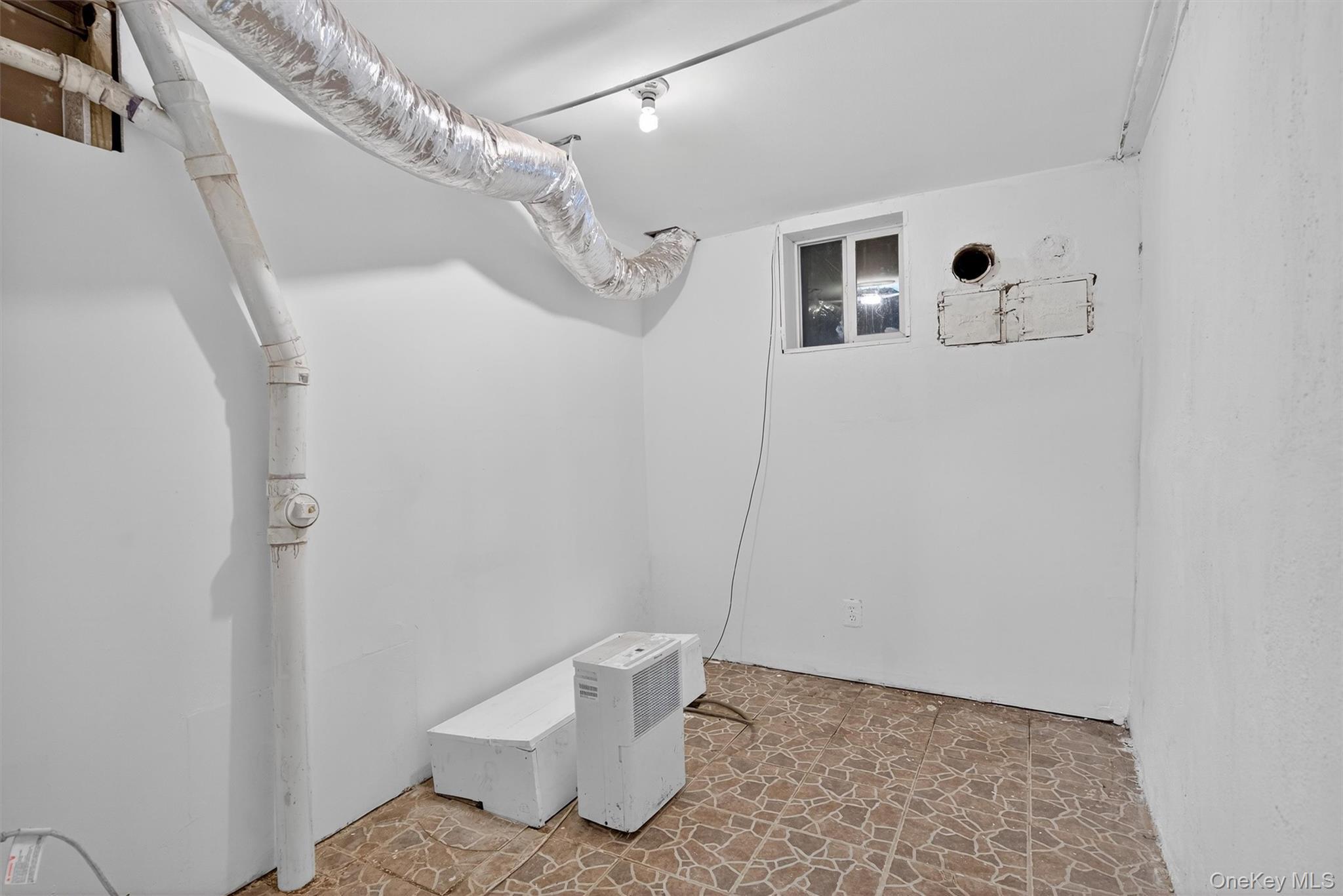 Single Family Newbury  Sullivan County, NY 12775, MLS-948981-25