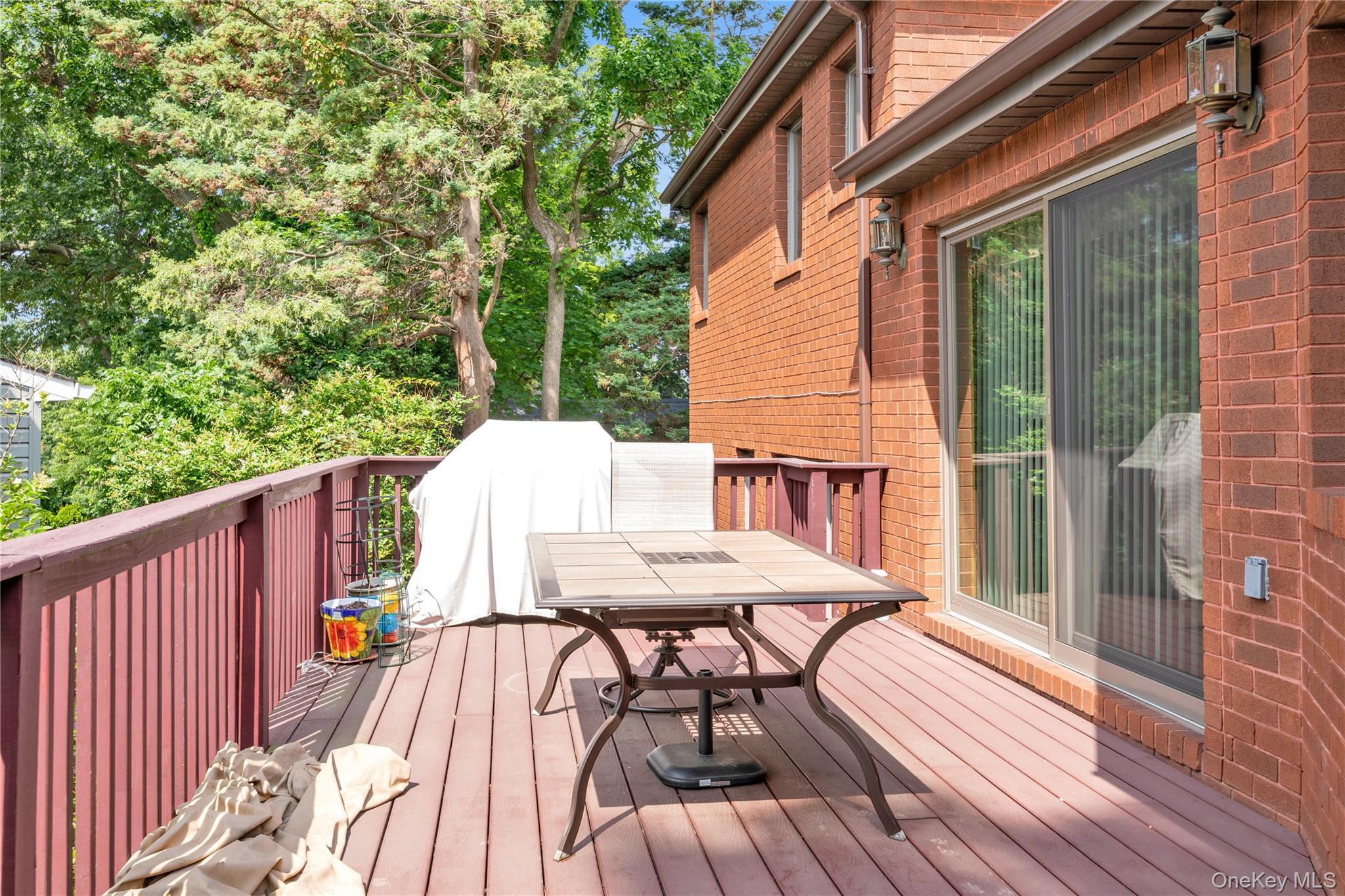 Single Family Douglaston  Queens, NY 11362, MLS-948985-19