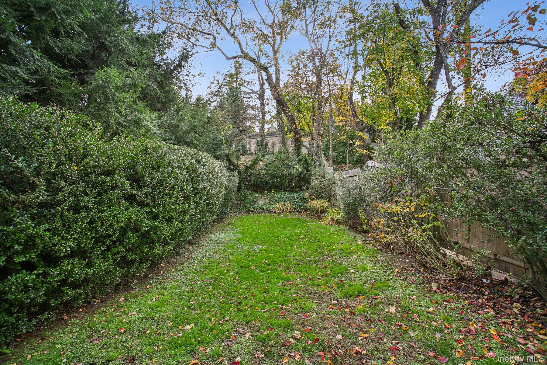 Single Family Davis  Nassau County, NY 11560, MLS-949034-15