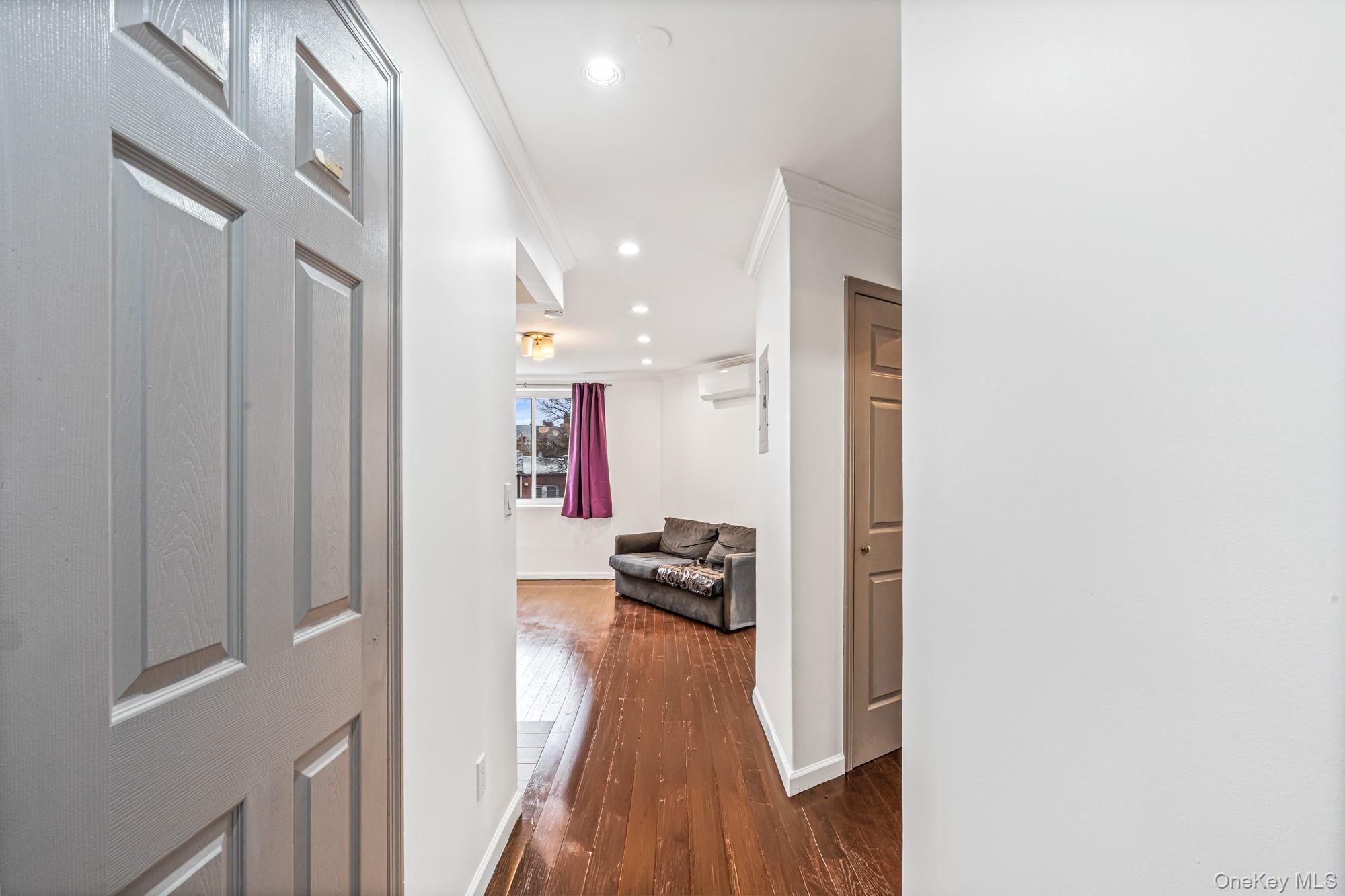 Condo Queens  Queens, NY 11373, MLS-949038-3