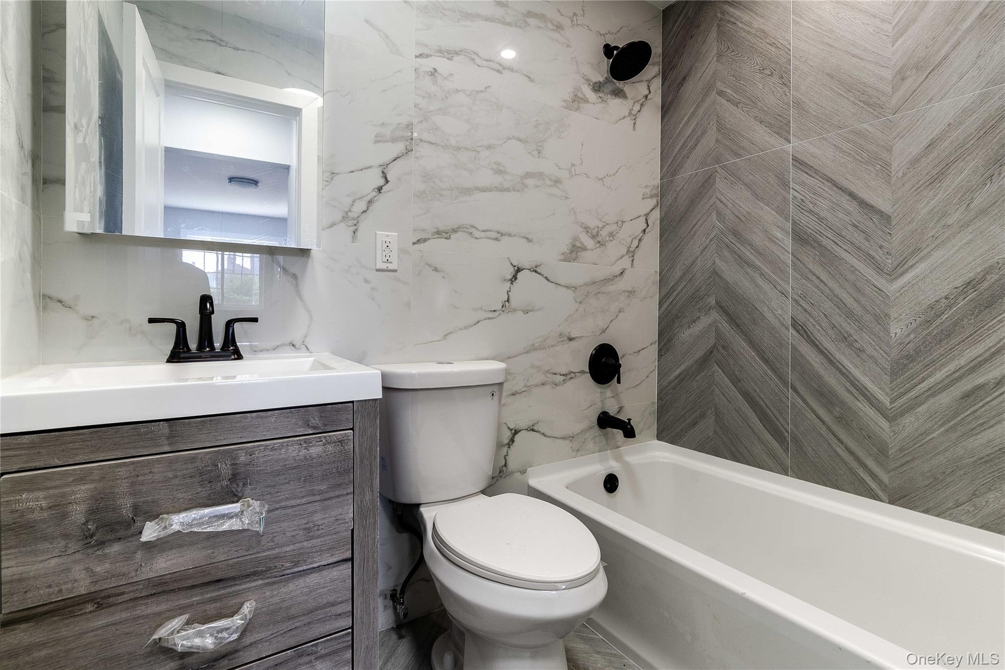 Single Family Beach 96th  Queens, NY 11693, MLS-949041-32