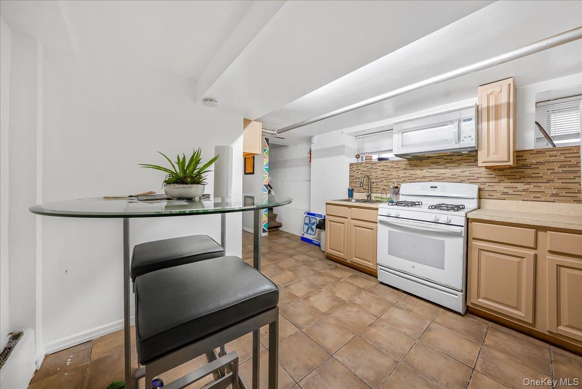 Single Family 158th  Queens, NY 11434, MLS-949048-11