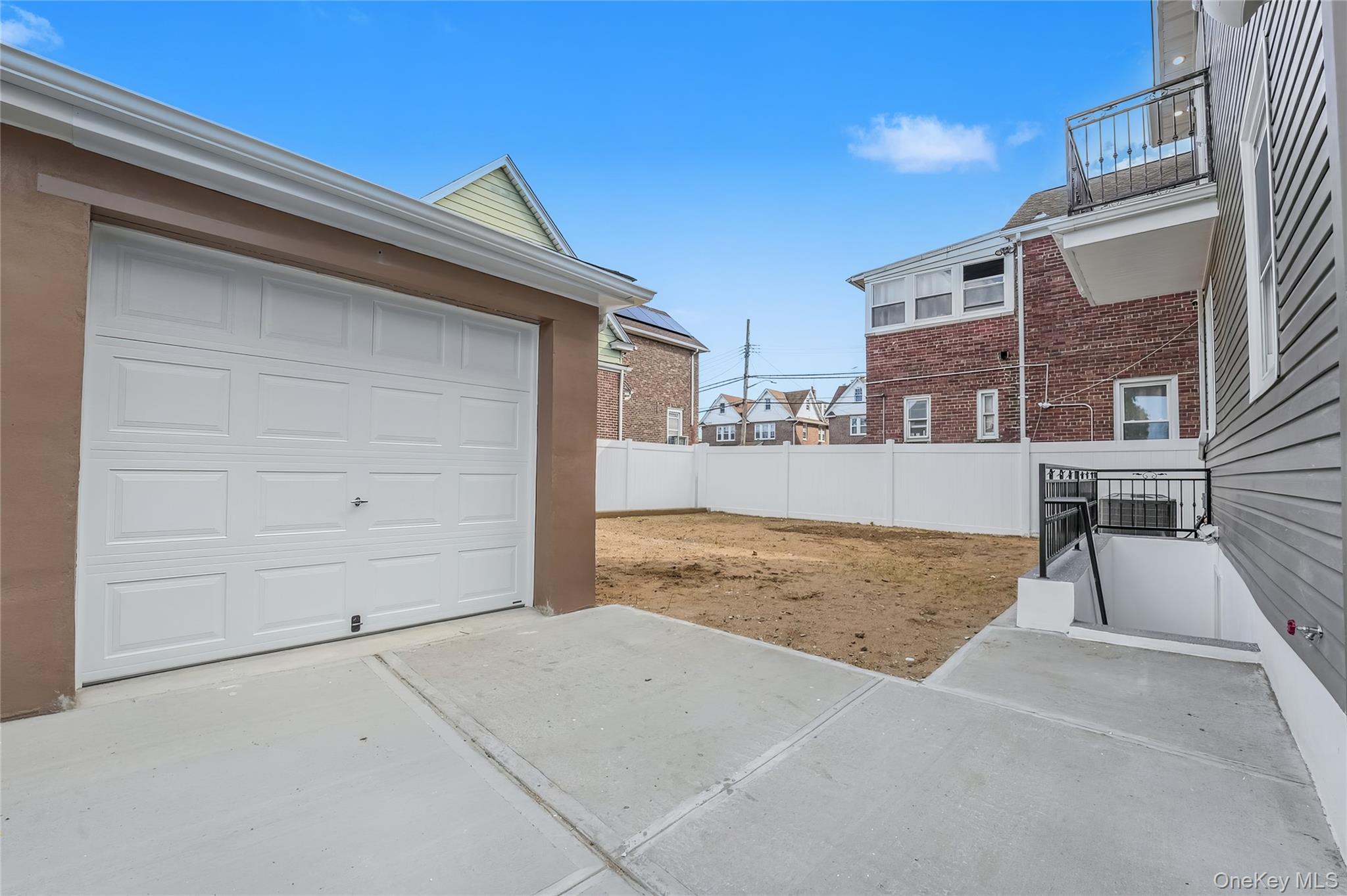 Single Family Newburg St  Queens, NY 11412, MLS-949085-18