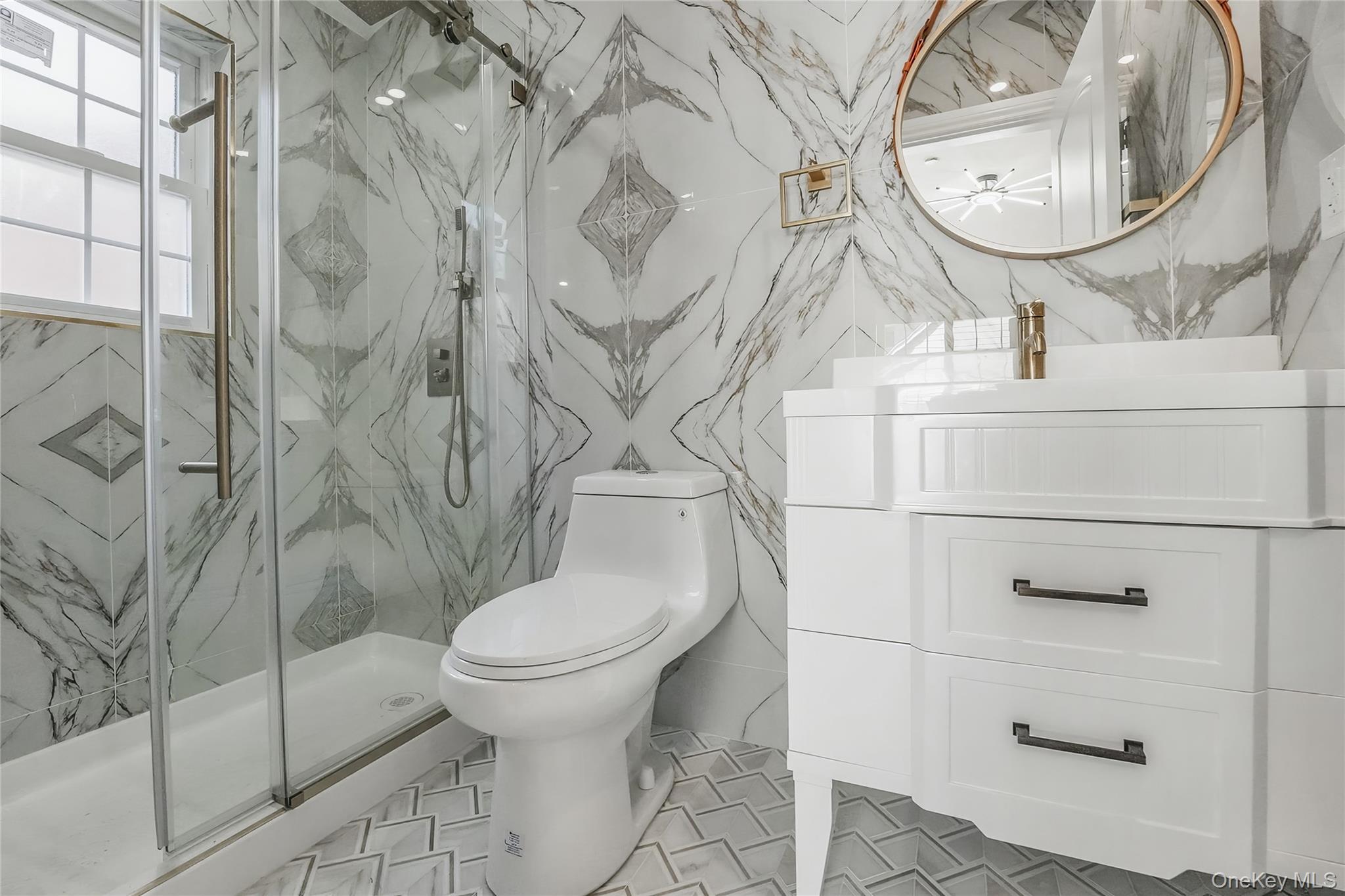 Single Family Newburg St  Queens, NY 11412, MLS-949085-8