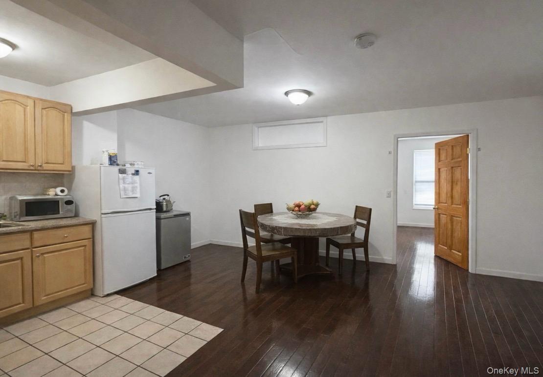 Condo 35th Queens, NY 11354, MLS-949104-3