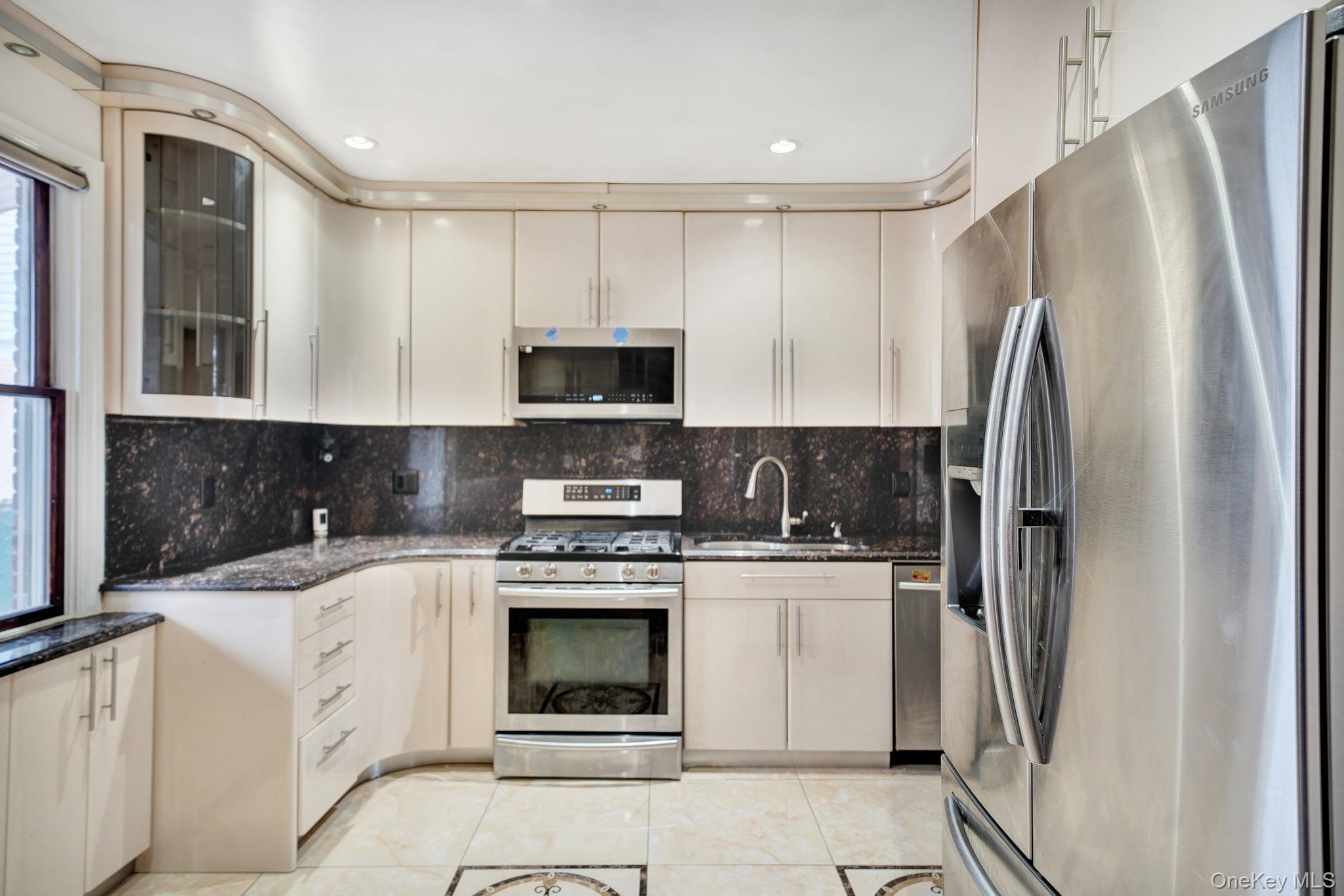 Single Family Chevy Chase Queens, NY 11432, MLS-949130-11