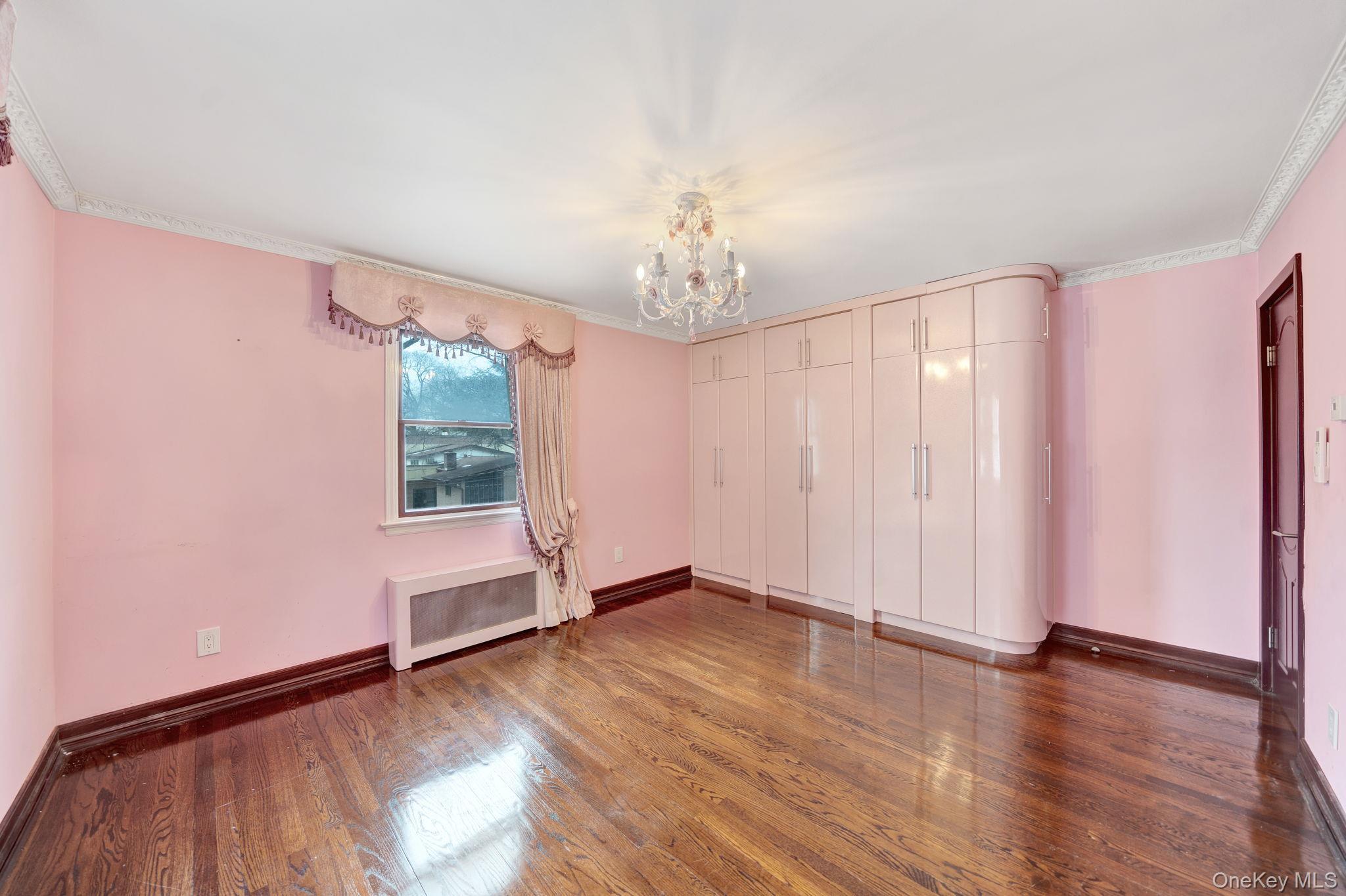 Single Family Chevy Chase Queens, NY 11432, MLS-949130-21