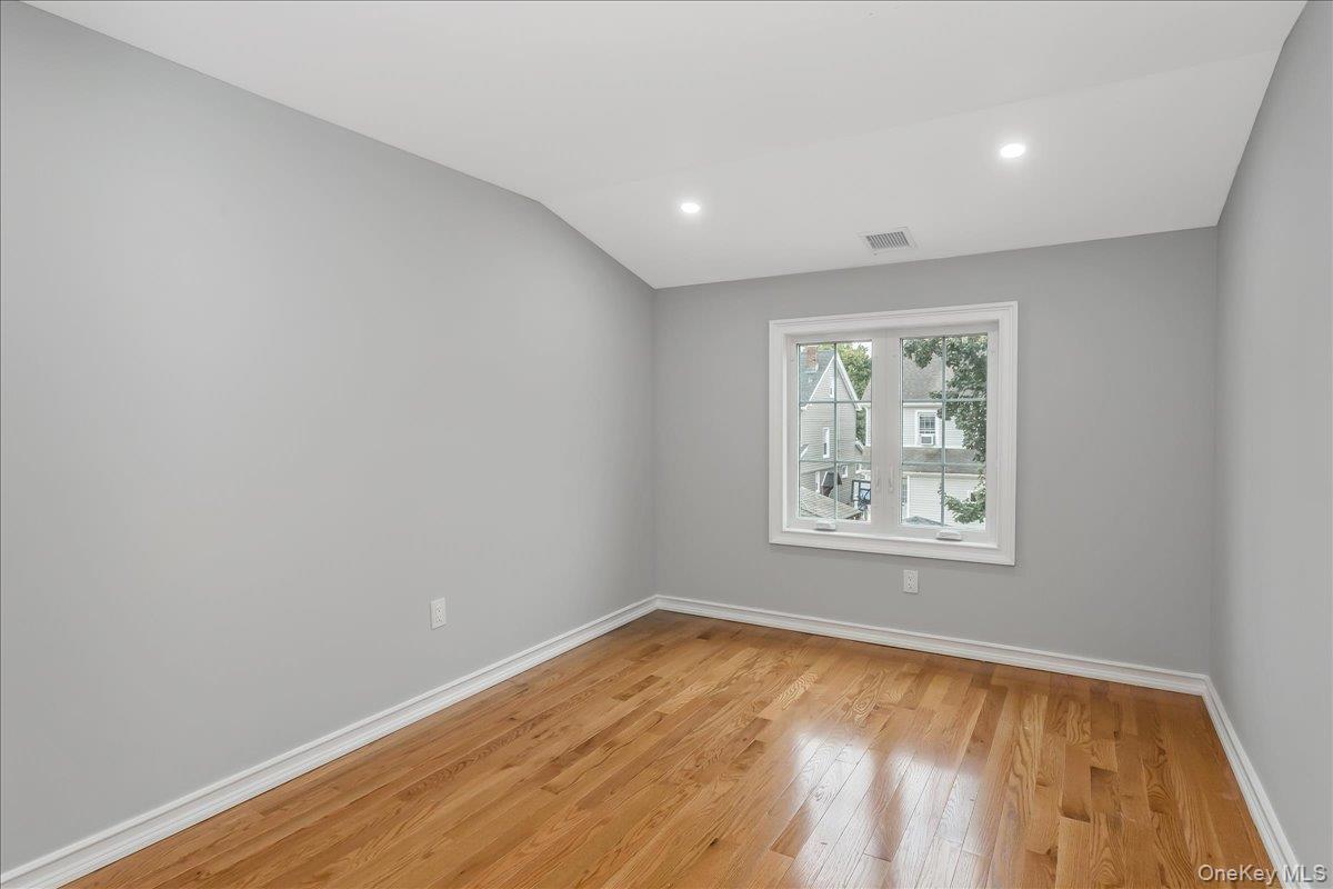 Single Family Caney Queens, NY 11422, MLS-949135-24