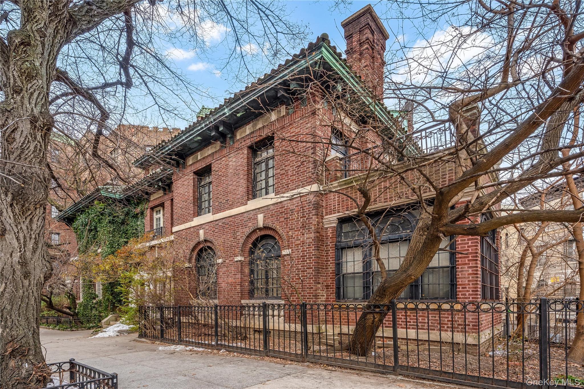 Single Family Riverside Manhattan, NY 10032, MLS-949136-5