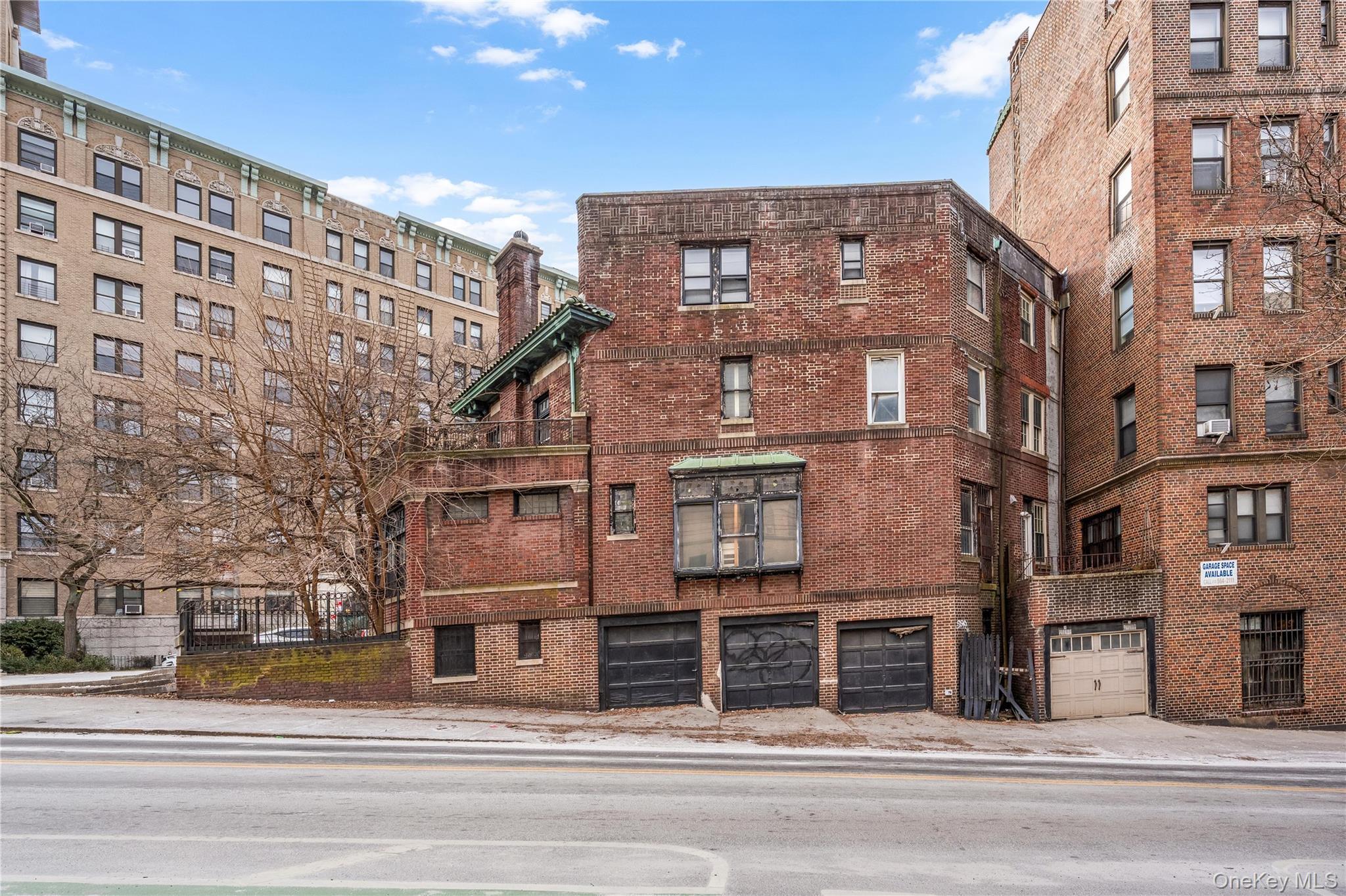 Single Family Riverside Manhattan, NY 10032, MLS-949136-6