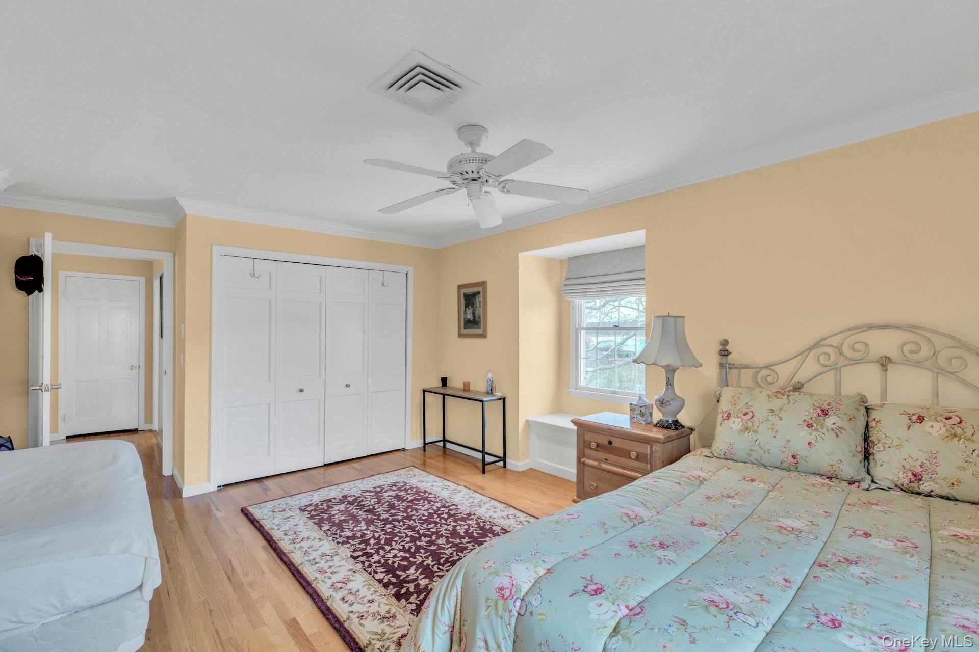 Single Family Oak Lane  Suffolk County, NY 11946, MLS-949149-24