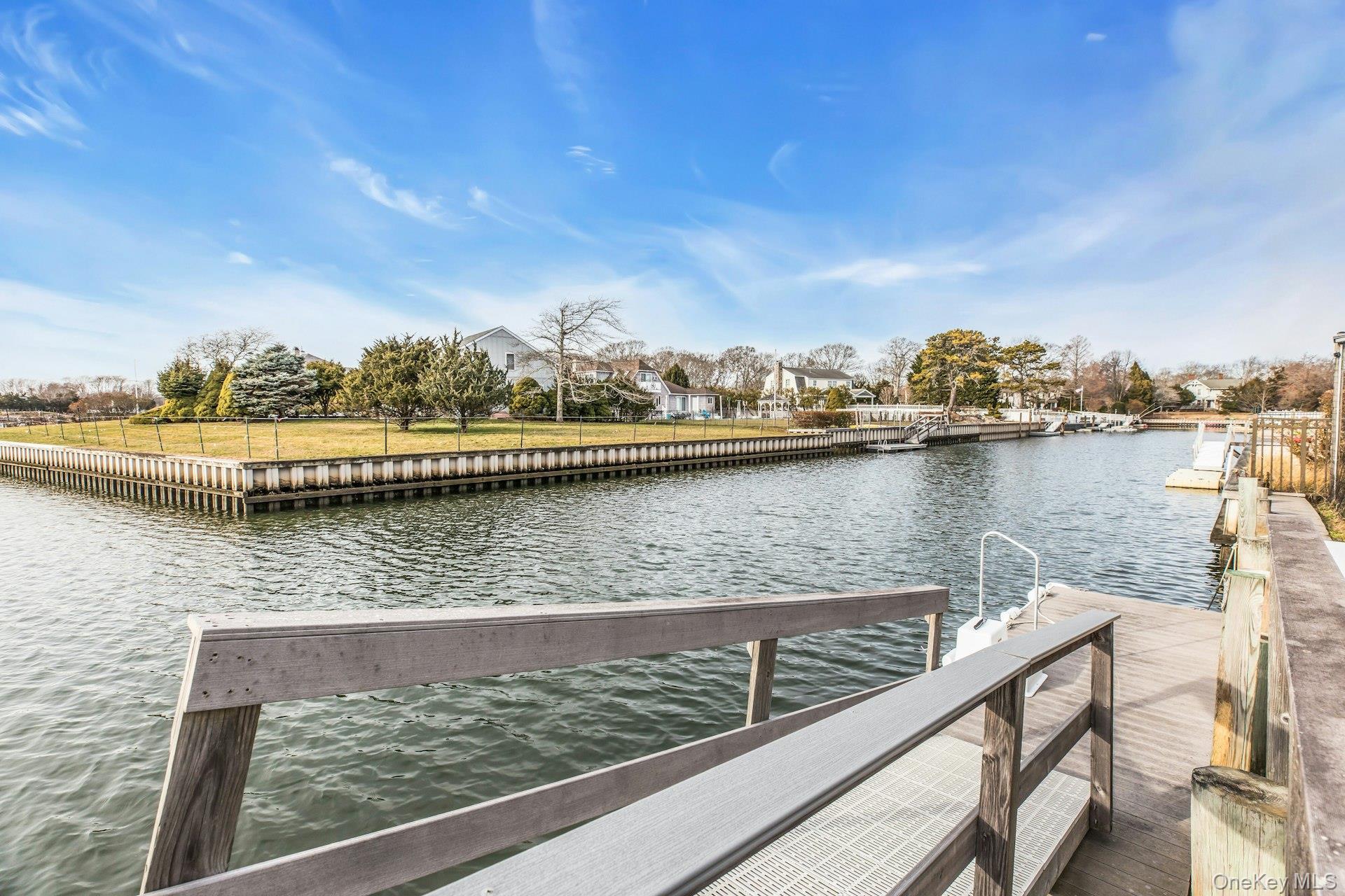Single Family Oak Lane  Suffolk County, NY 11946, MLS-949149-36