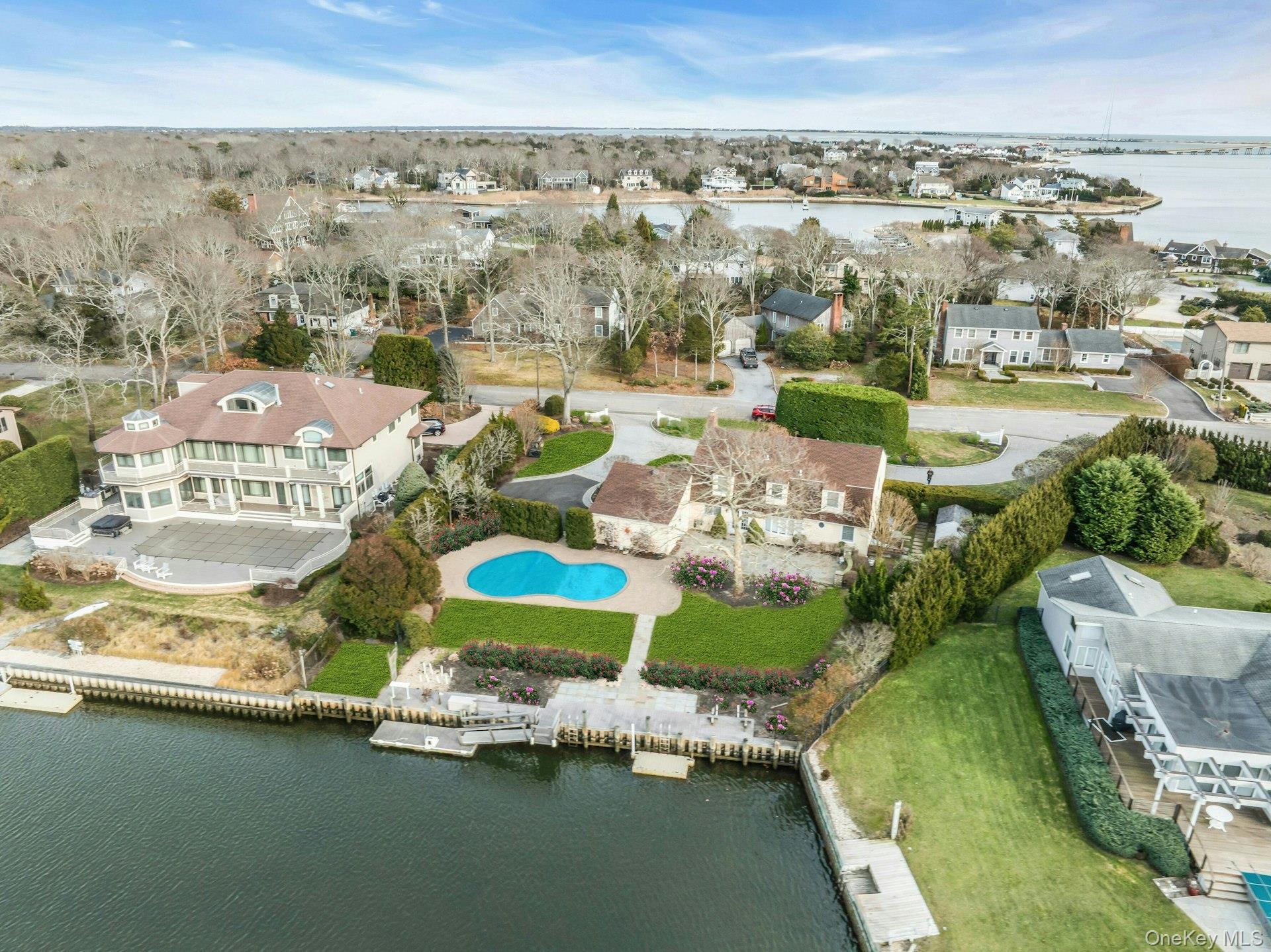Single Family Oak Lane  Suffolk County, NY 11946, MLS-949149-37