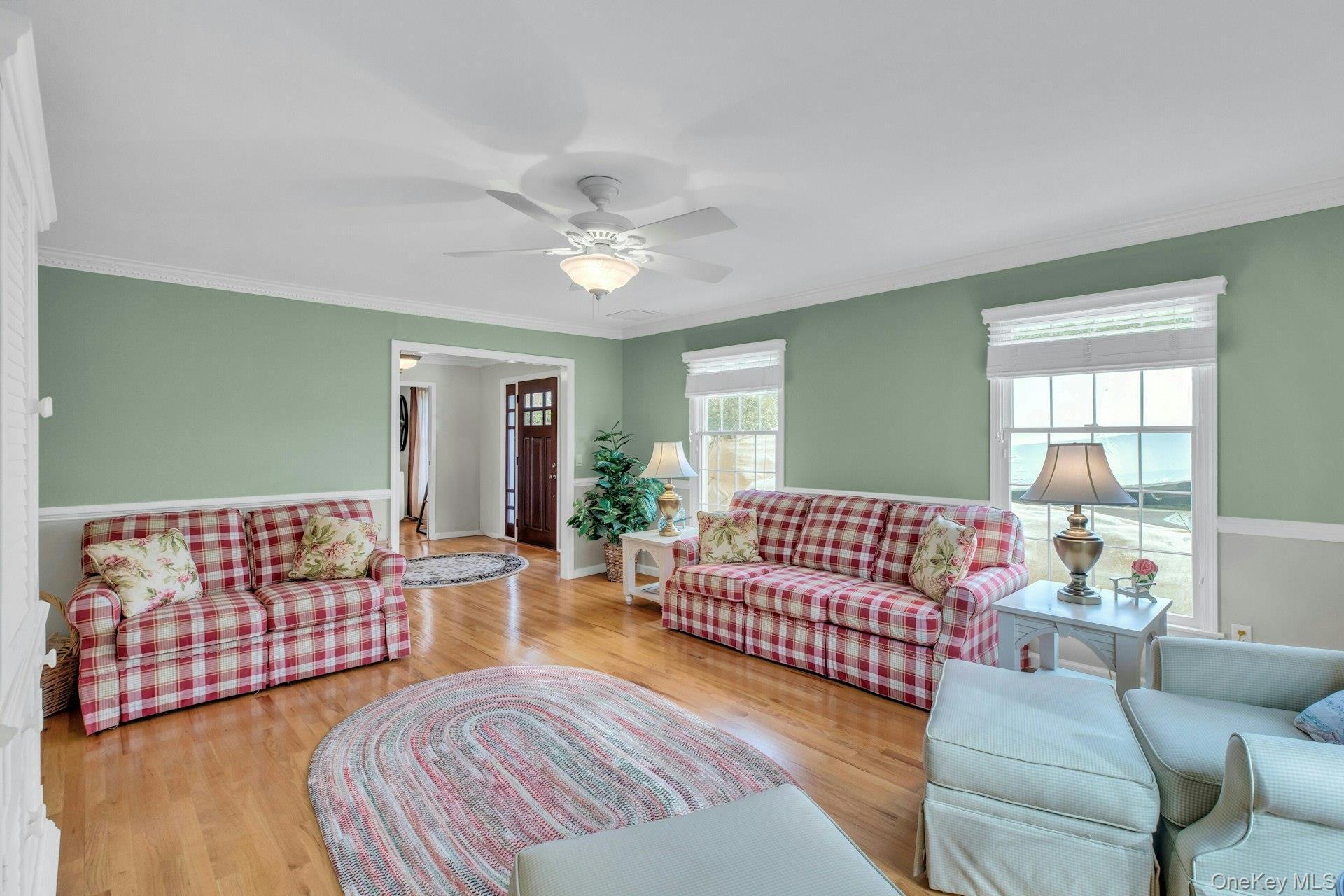 Single Family Oak Lane  Suffolk County, NY 11946, MLS-949149-8
