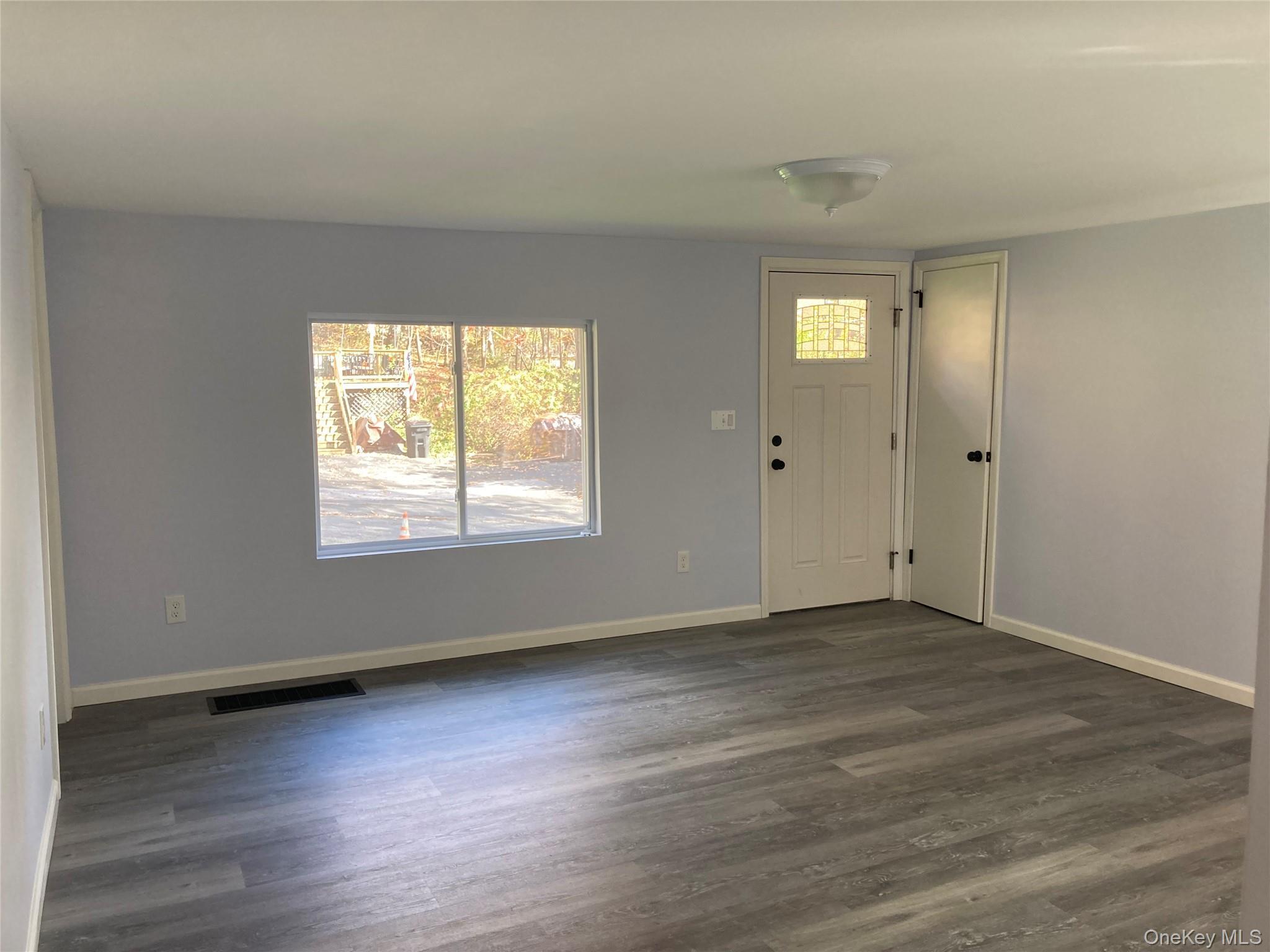 Single Family Elm  Sullivan County, NY 12790, MLS-949203-2