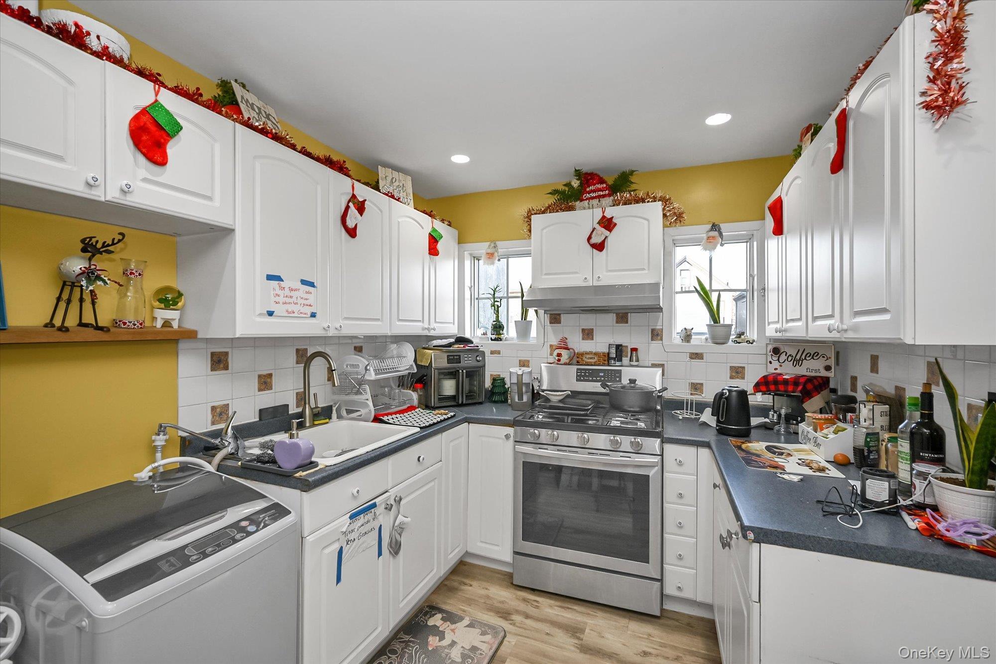 Single Family 59th  Queens, NY 11378, MLS-949235-15