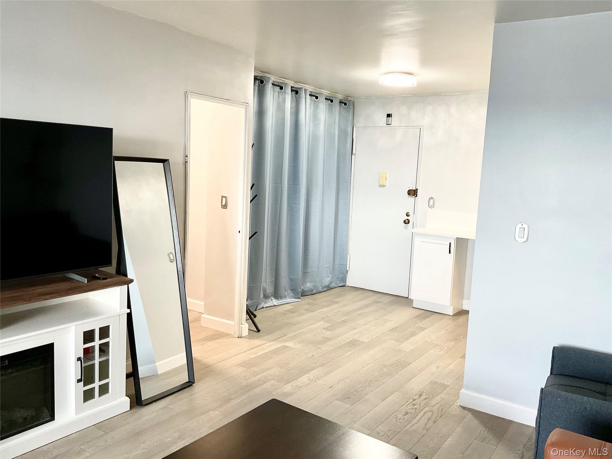 Coop Arlington  Bronx, NY 10471, MLS-949253-11