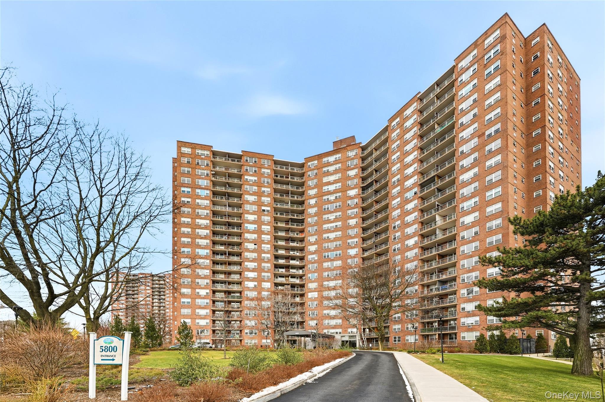 Coop Arlington  Bronx, NY 10471, MLS-949253-14