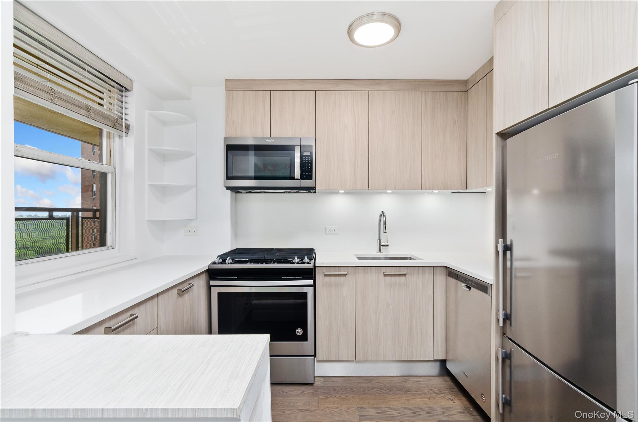 Coop Arlington  Bronx, NY 10471, MLS-949299-17