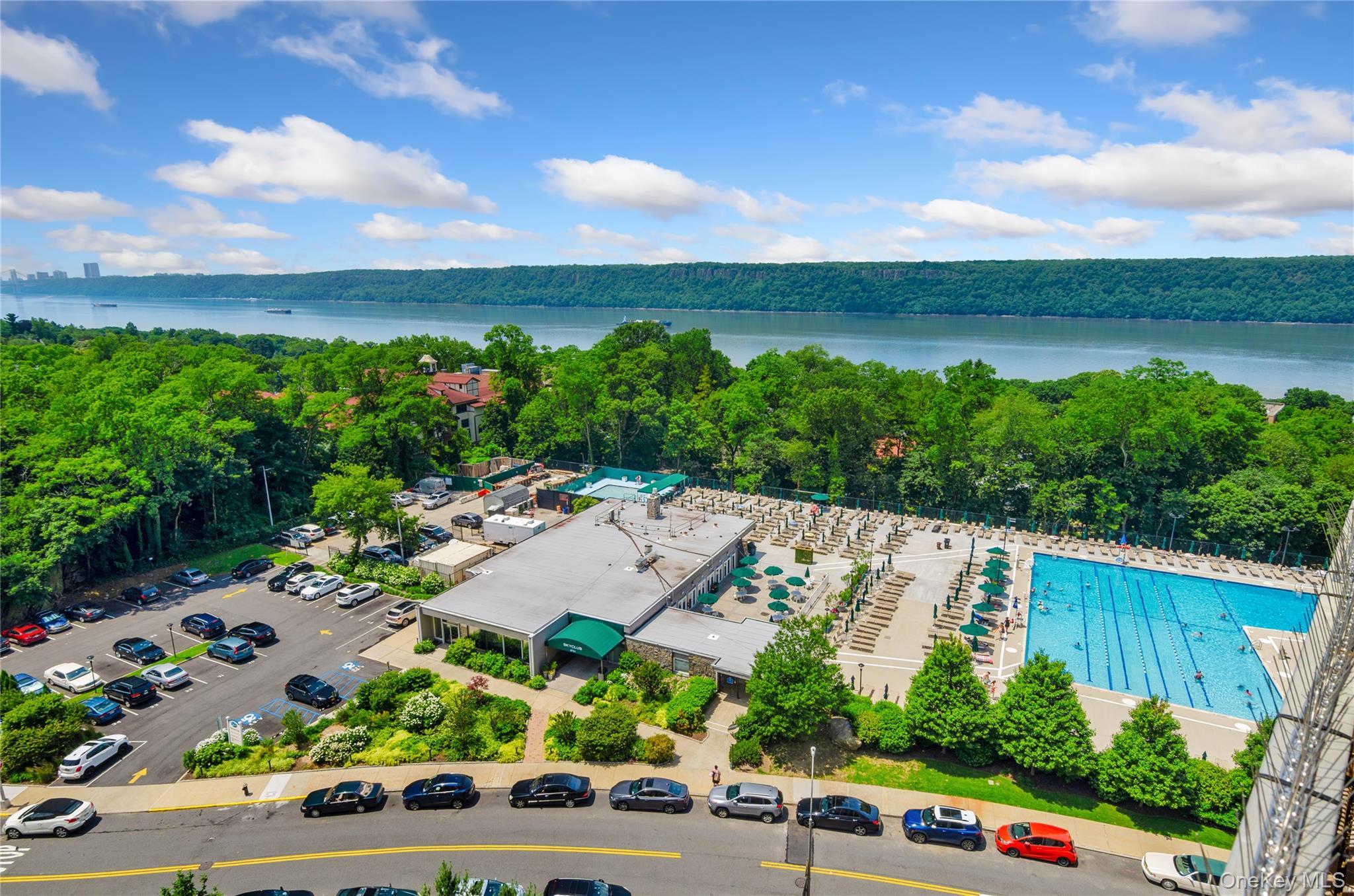 Coop Arlington  Bronx, NY 10471, MLS-949299-24