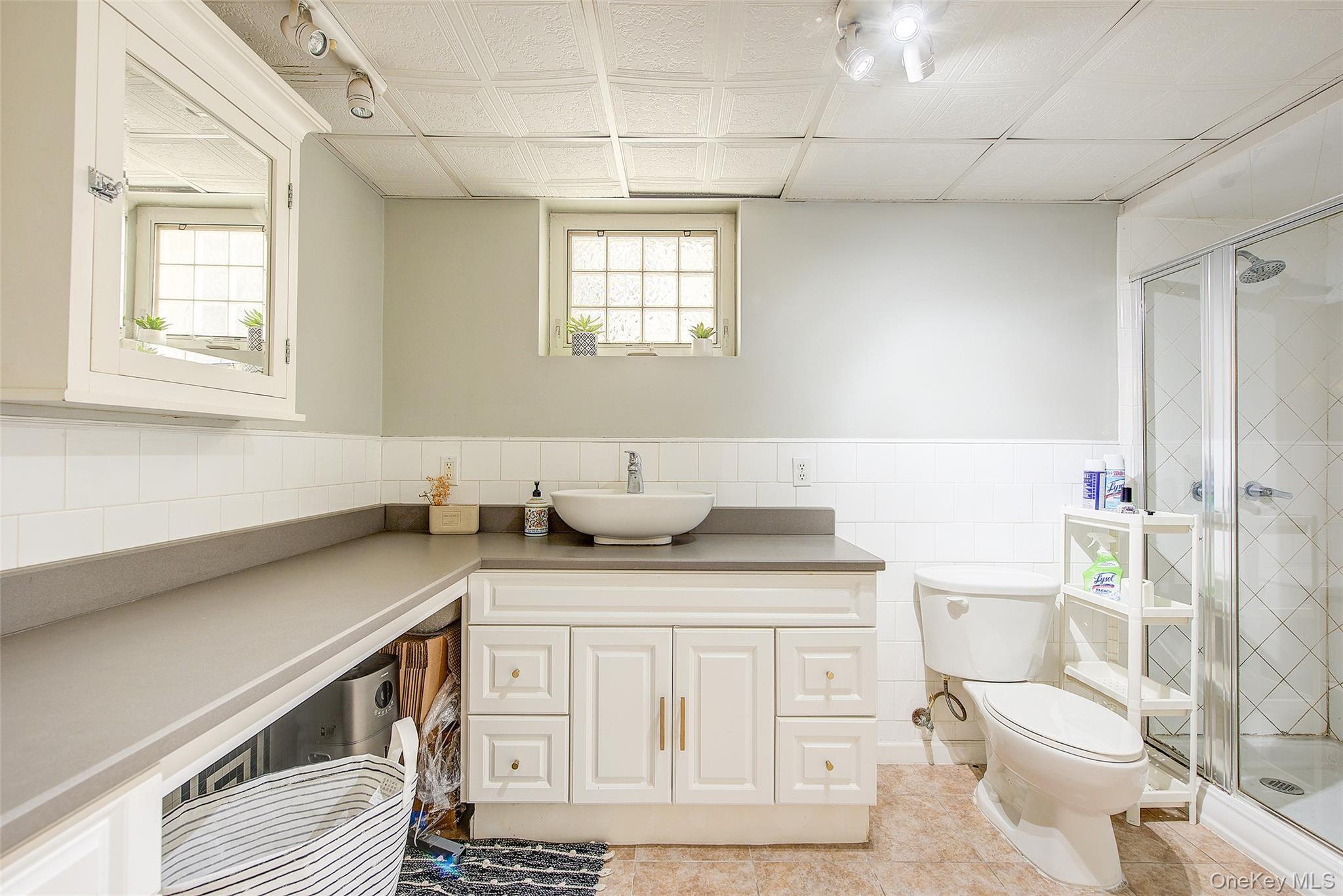 Single Family 74th Queens, NY 11379, MLS-949304-33