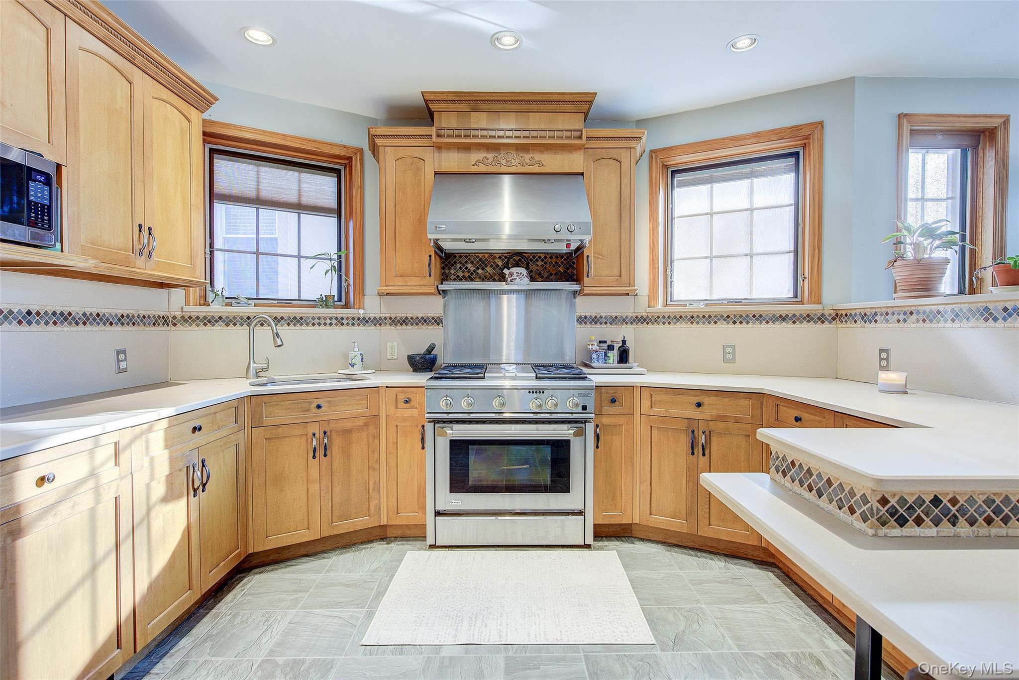 Single Family 74th Queens, NY 11379, MLS-949304-7