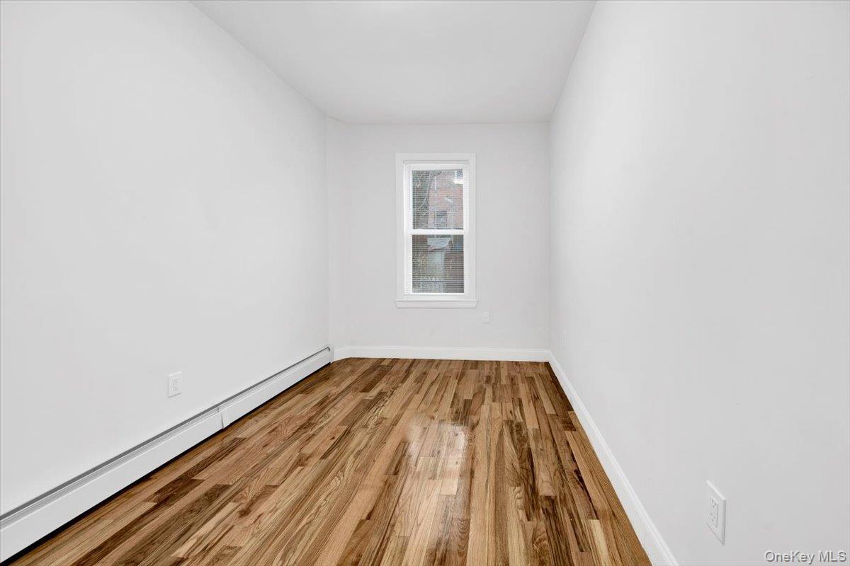 Single Family Randall Bronx, NY 10465, MLS-949331-10