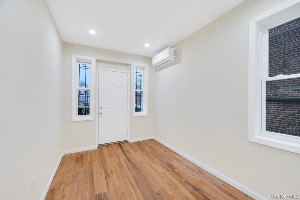 Single Family 208th  Queens, NY 11427, MLS-949365-13