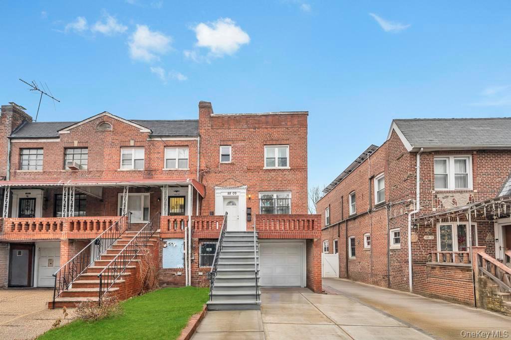 Single Family 208th  Queens, NY 11427, MLS-949365-2