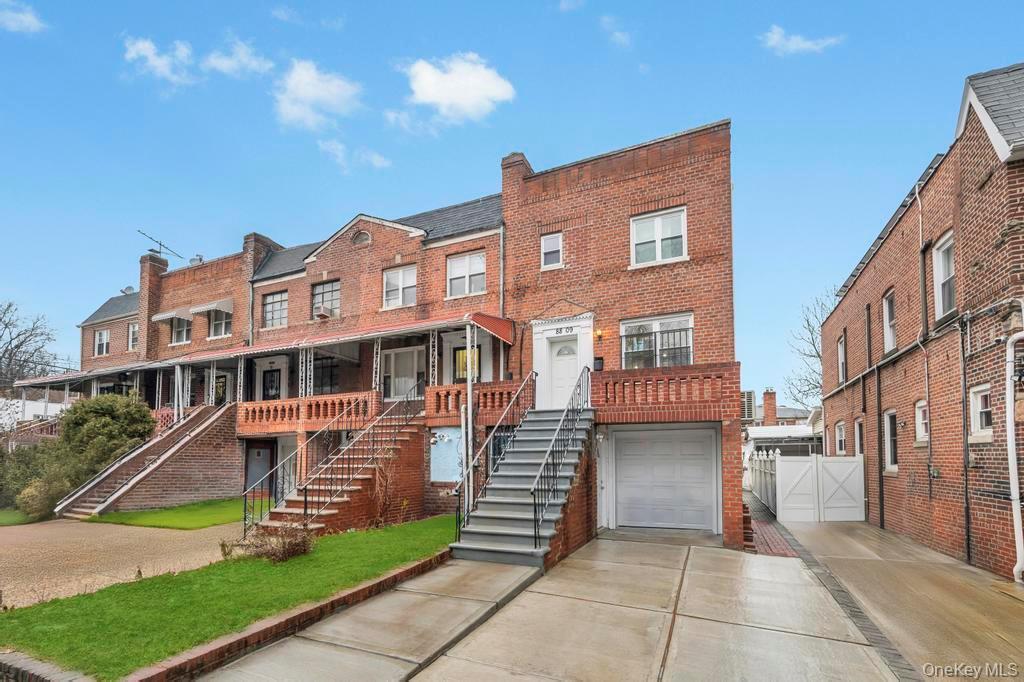 Single Family 208th  Queens, NY 11427, MLS-949365-4