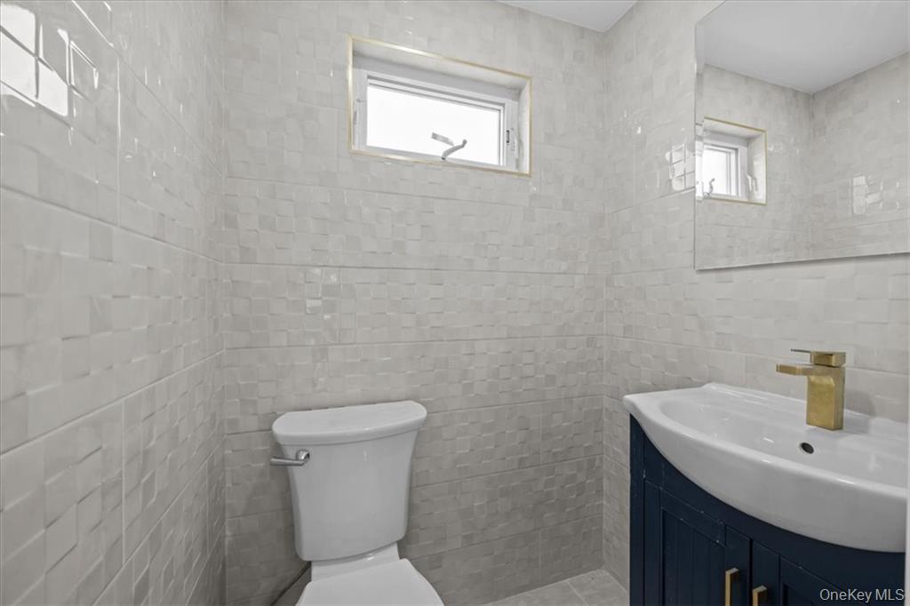 Single Family 51st  Brooklyn, NY 11234, MLS-949369-8